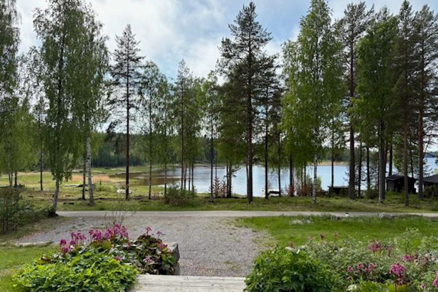 Utsikt från gården - privat foto