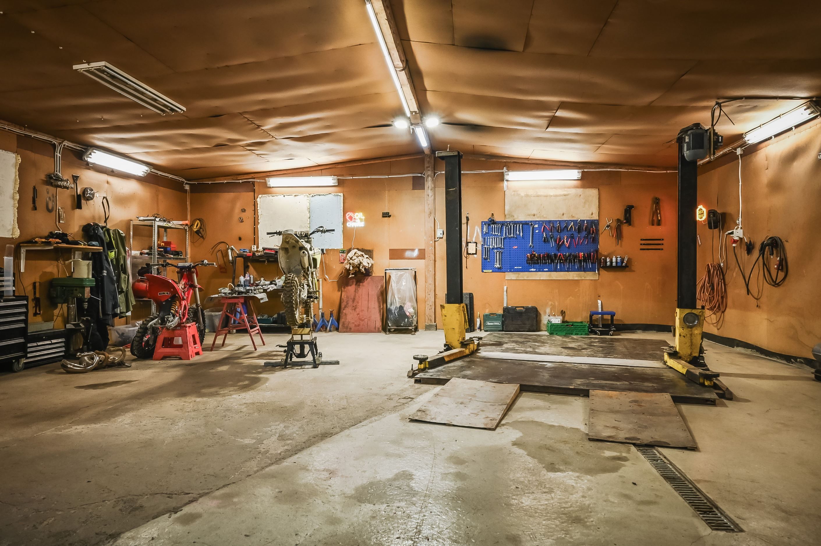 Garage