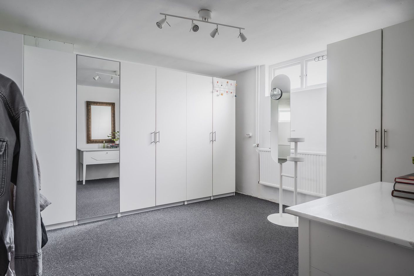 Walk in closet