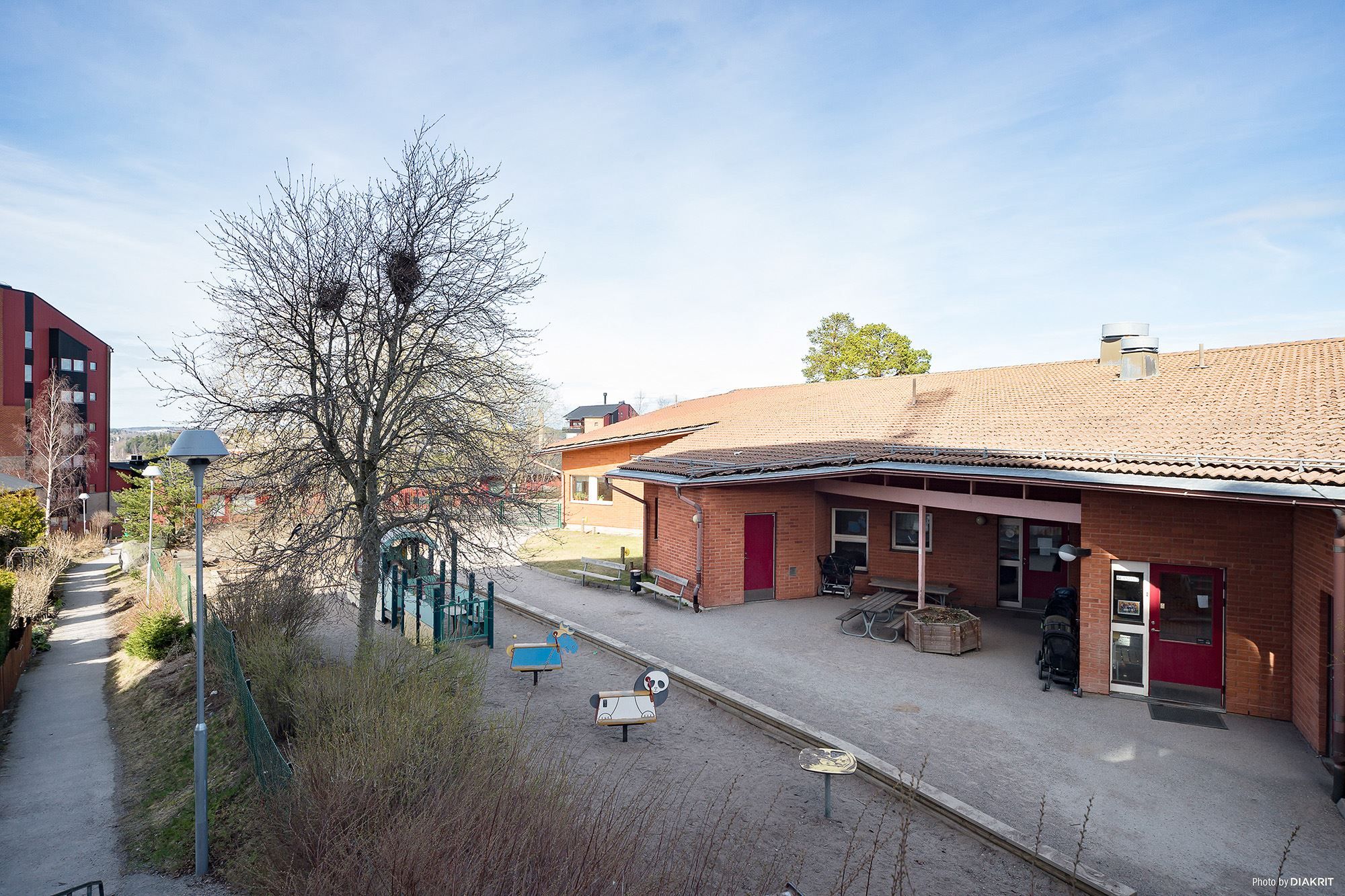 N„ra till f”rskola Myrstacken med lekplats