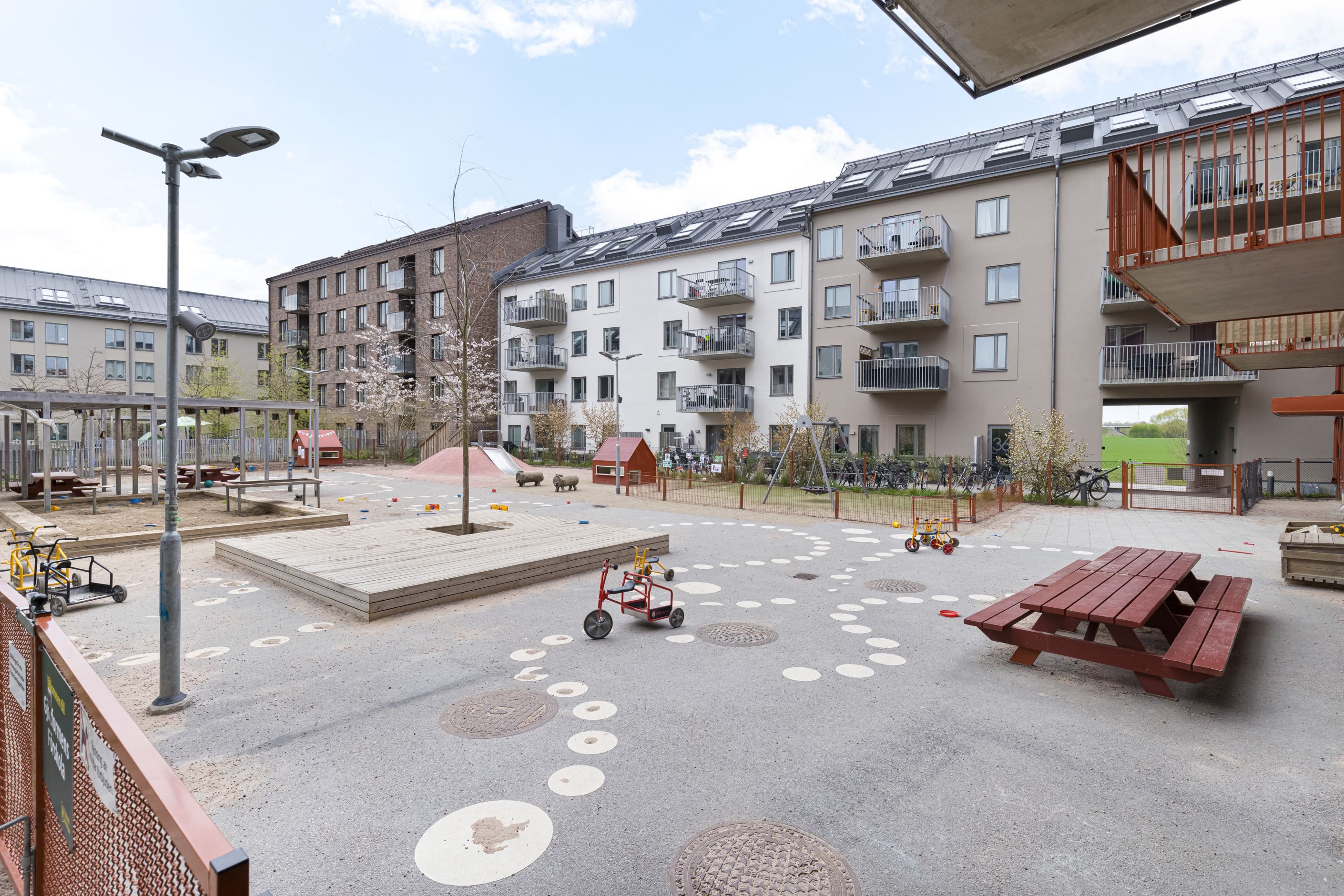 Gjutformens Förskola på andra sidan gatan