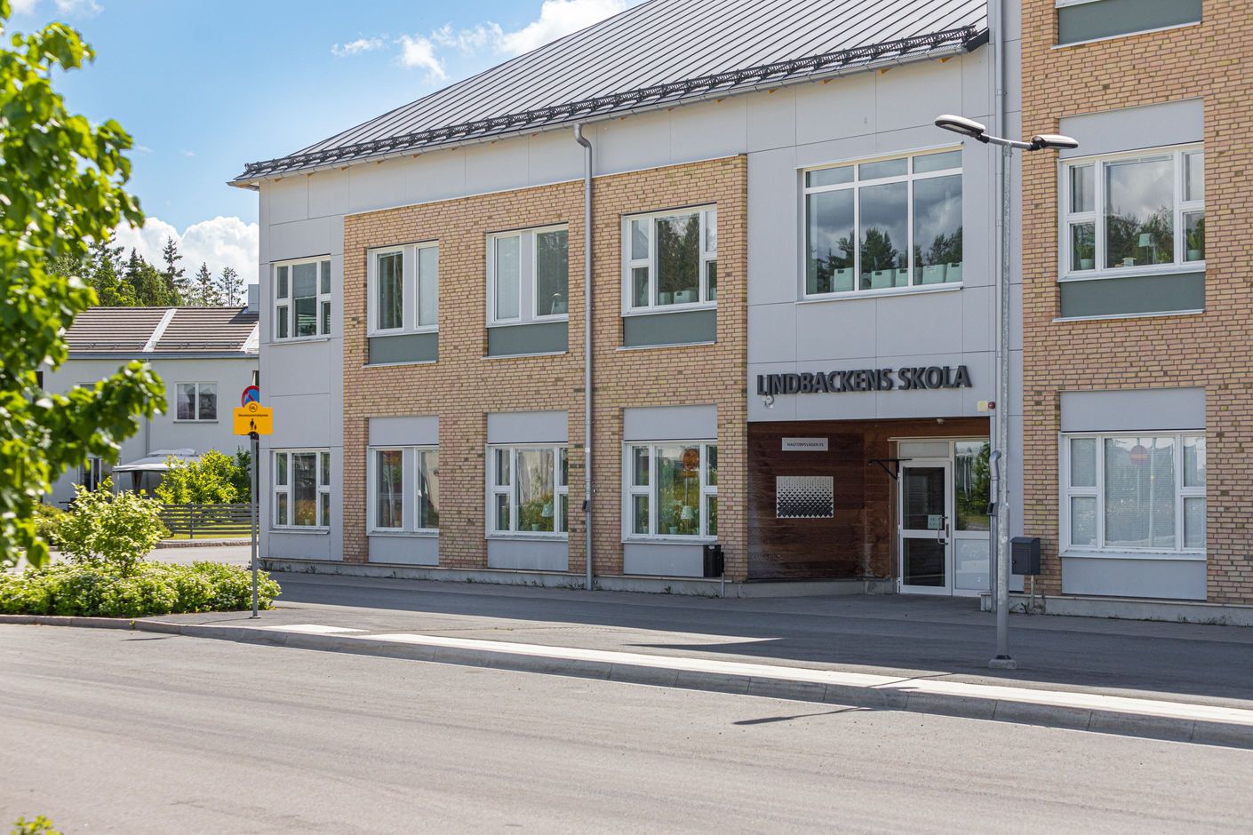Lindbackens skola