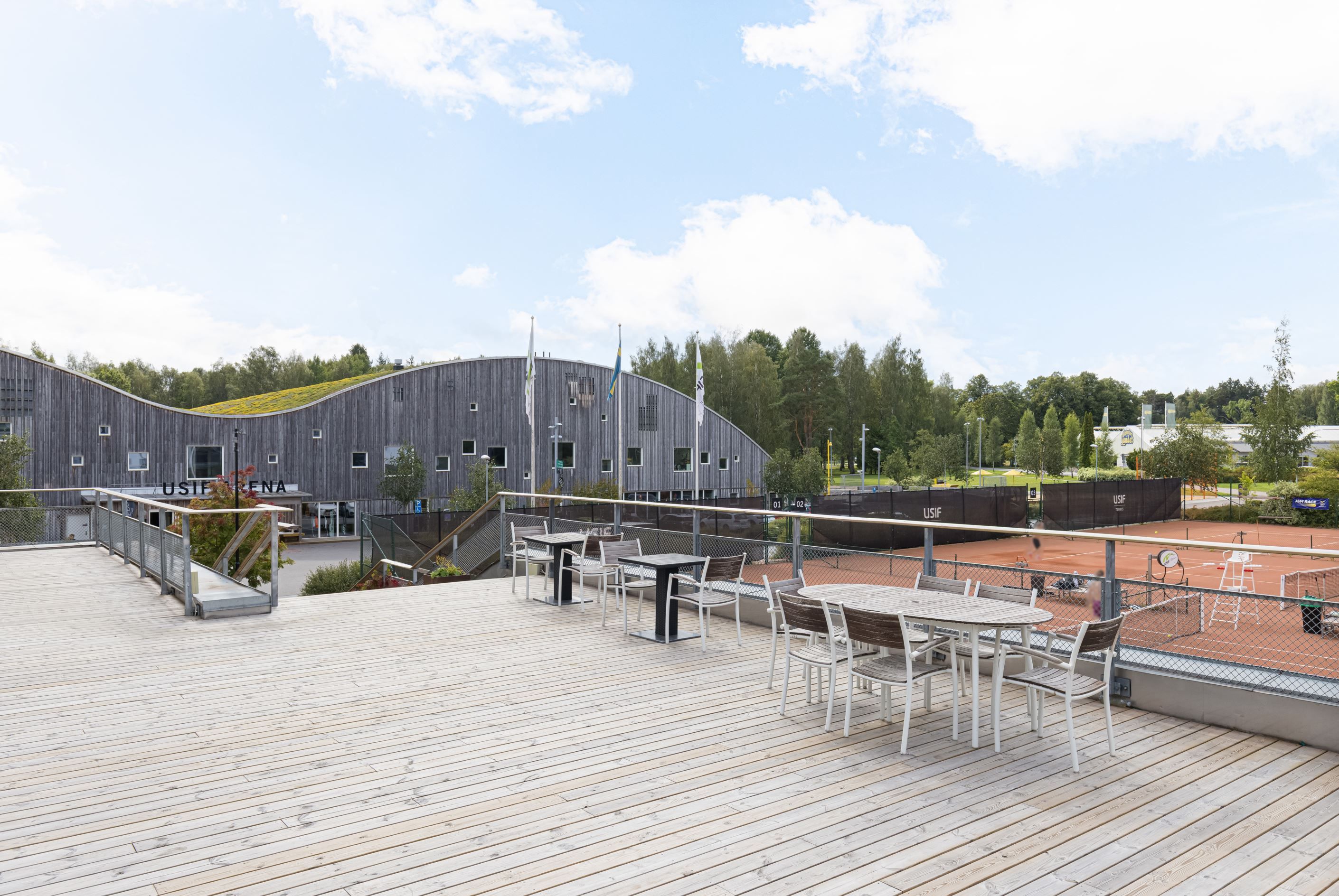 Gården utanför lägenheten