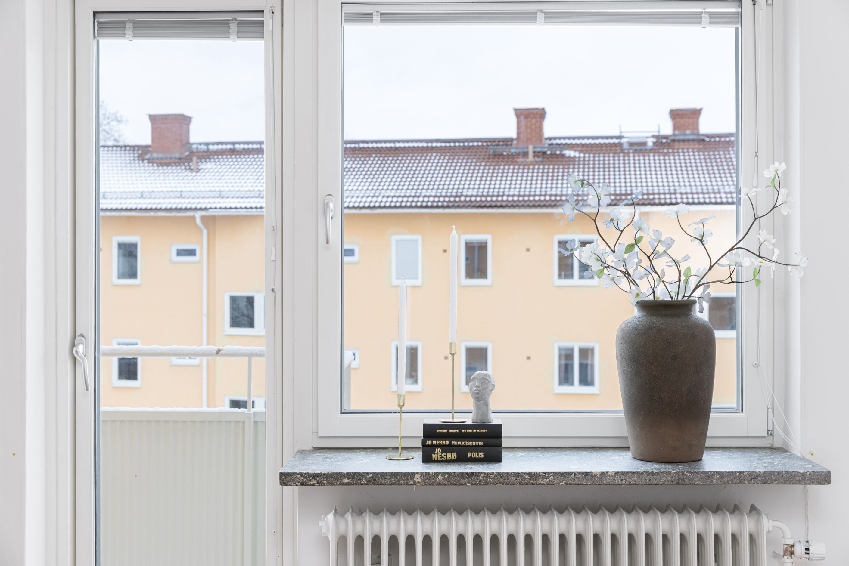 Balkong med högt soligt läge