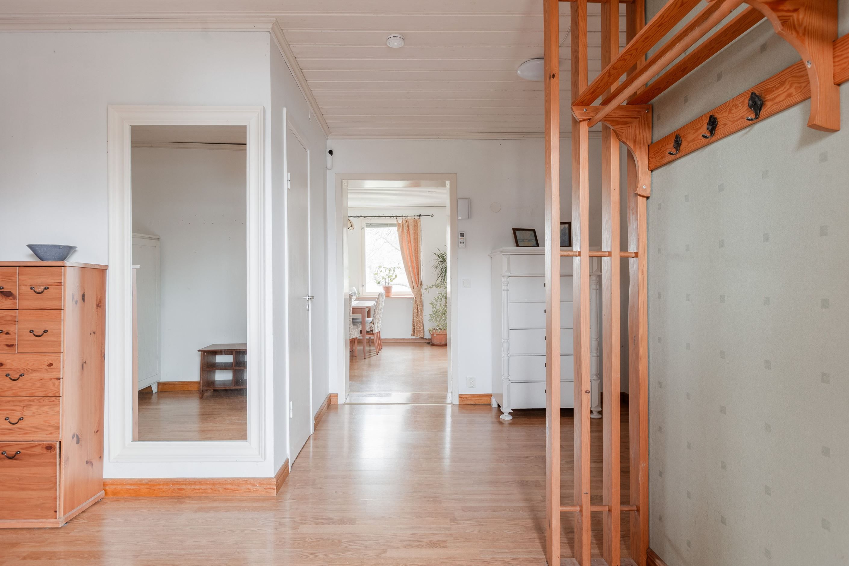 Hall och entré lägenhet entréplan