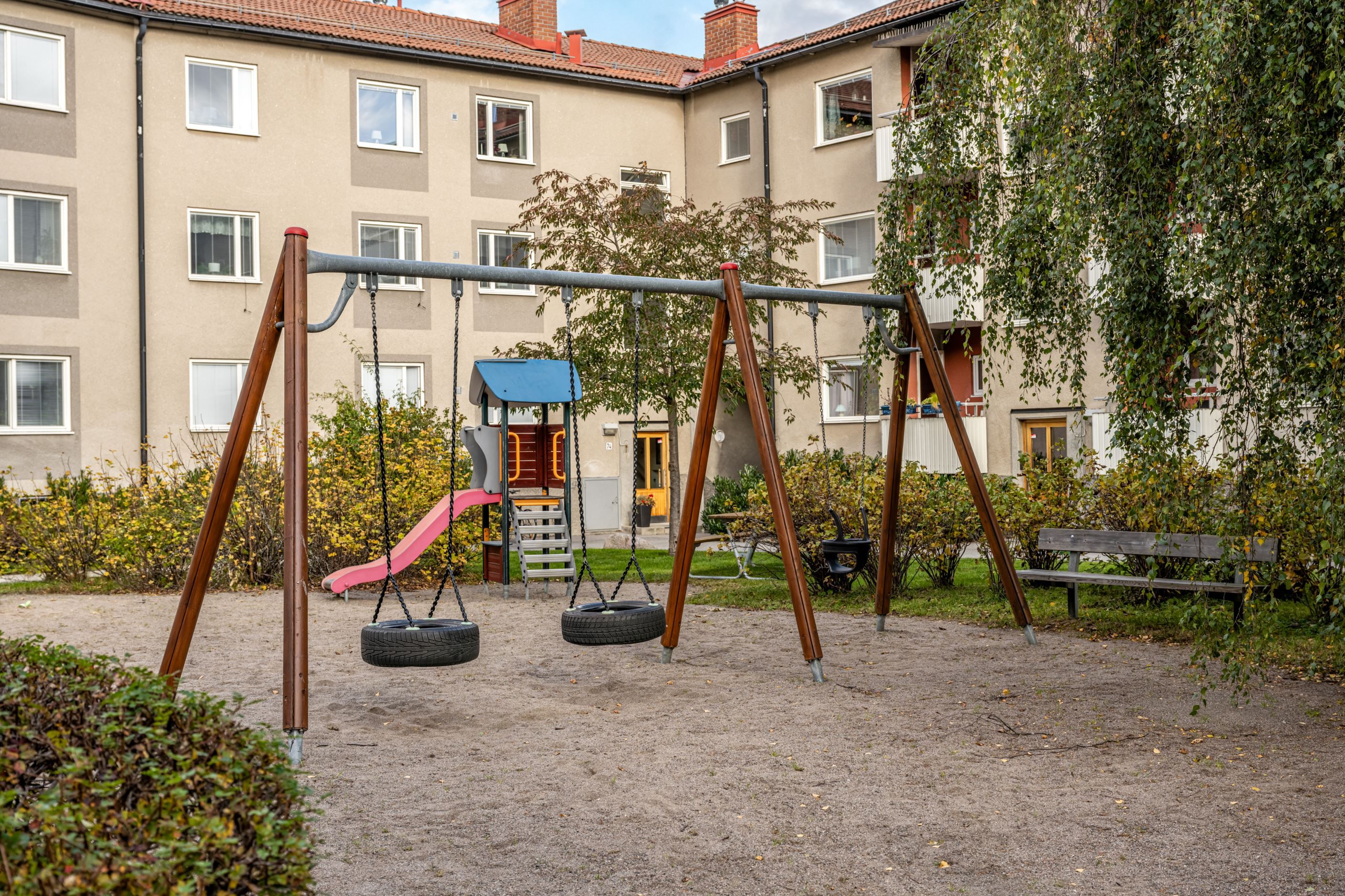 Lekplats på innergården