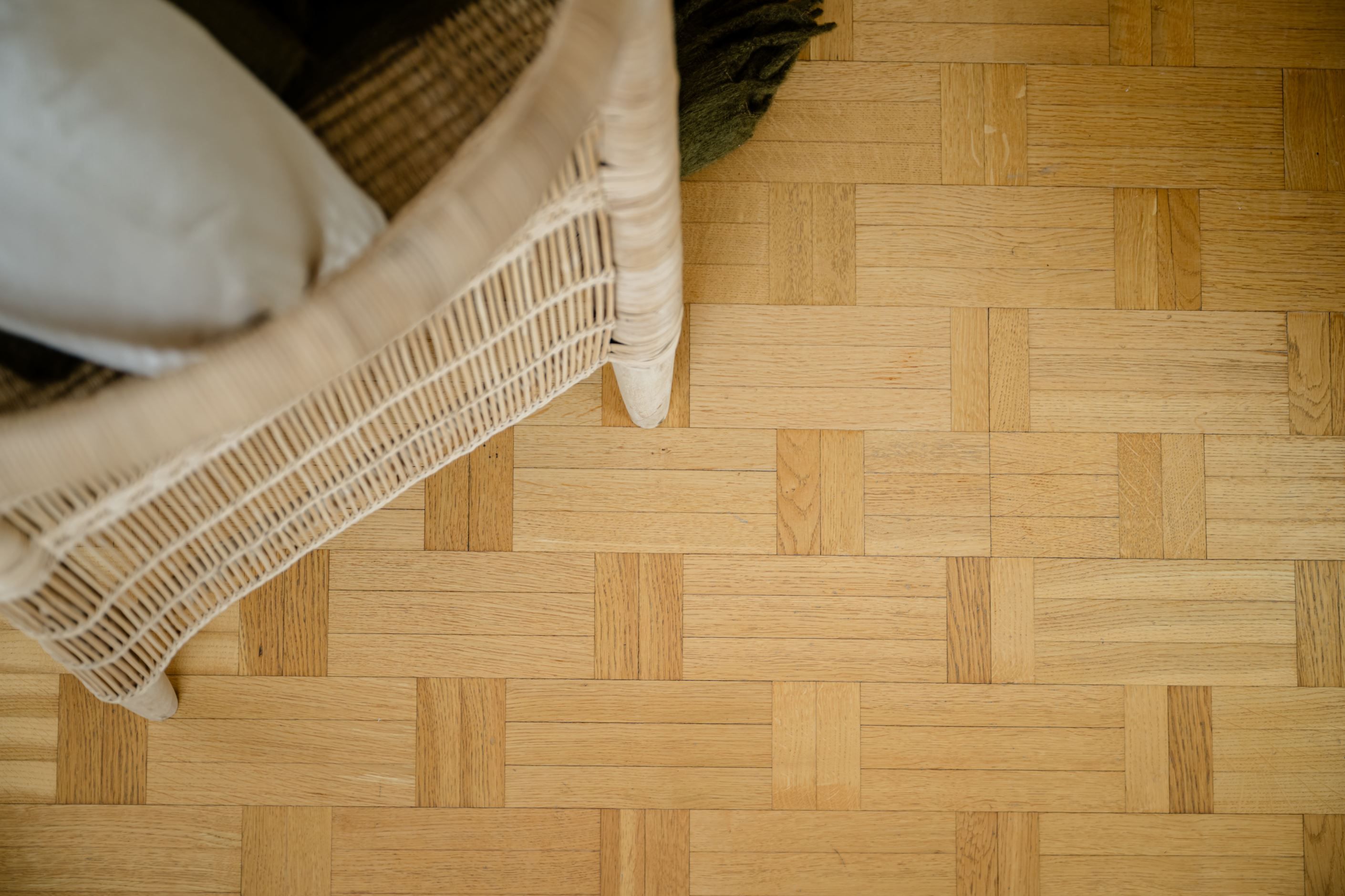 Originalparkett i vardagsrummet