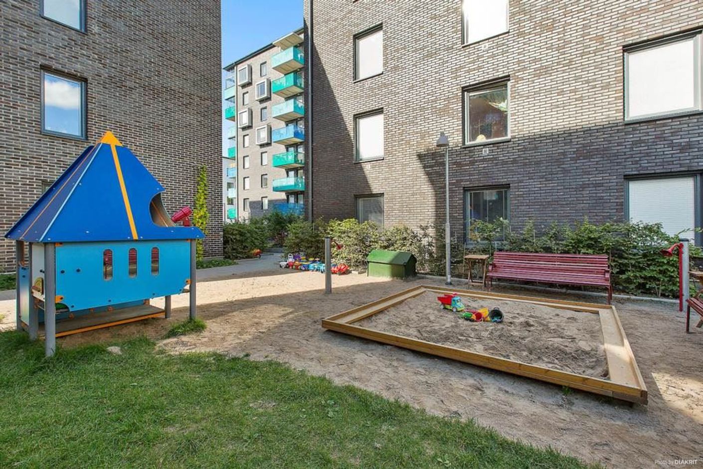 Lågupplöst Föreningens lekplats