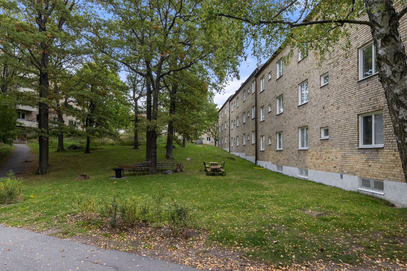 Lummig innergård