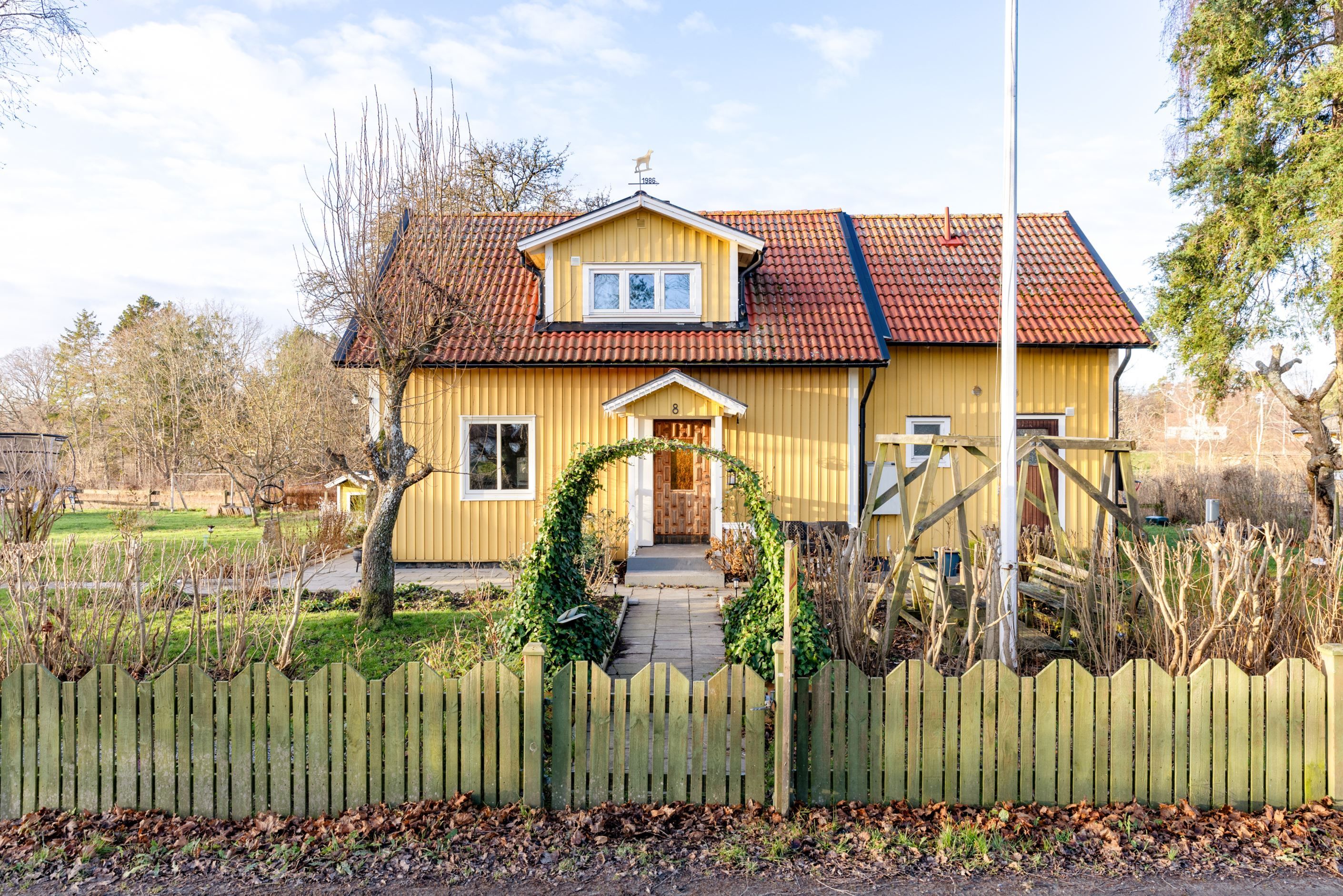 Välkommen till Sjöbrisvägen 8!