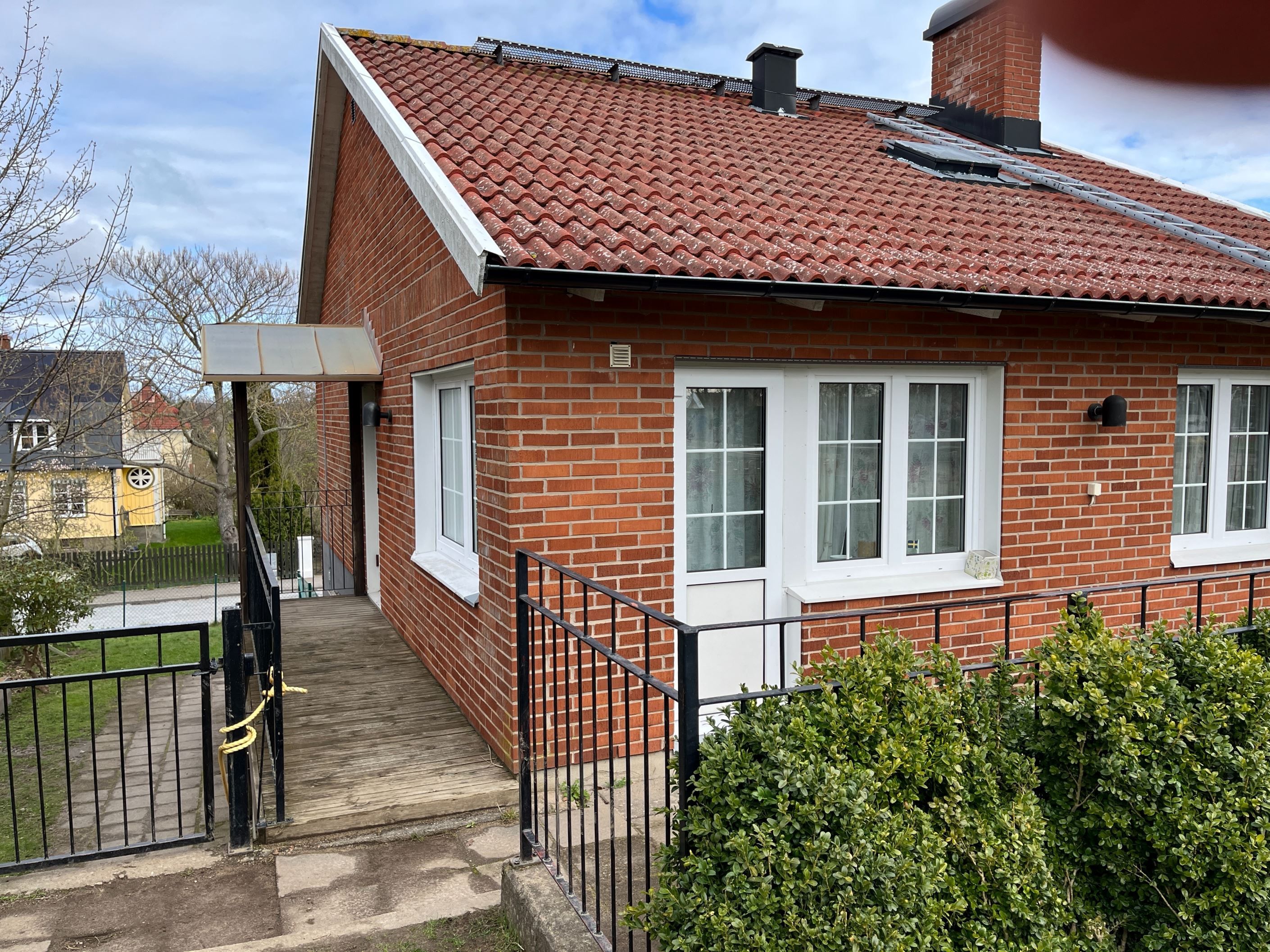 Entré och uteplats lägenhet 3