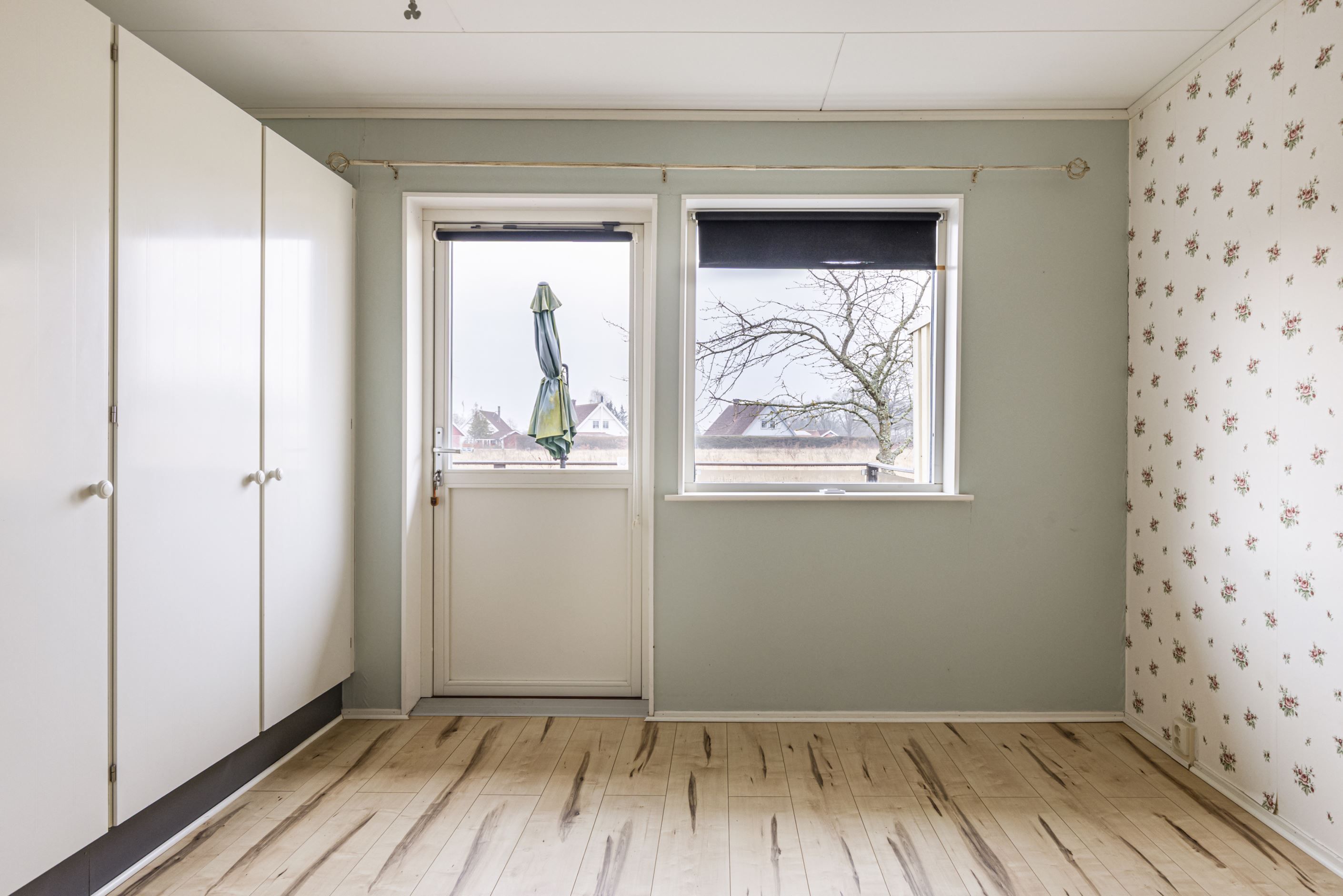 Huset har tre fina sovrum