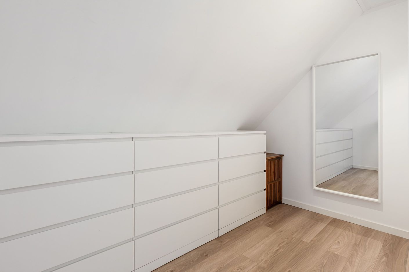 Walk-in-closet