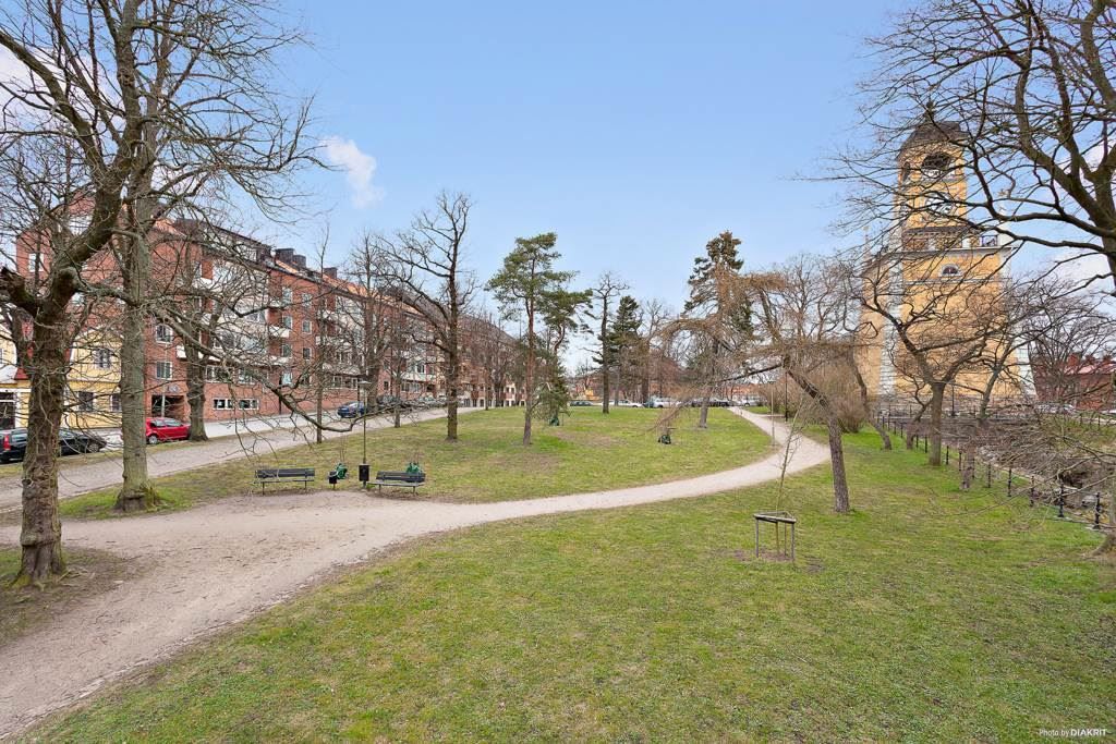 Centrumläge vid mysiga Amiralitetsparken