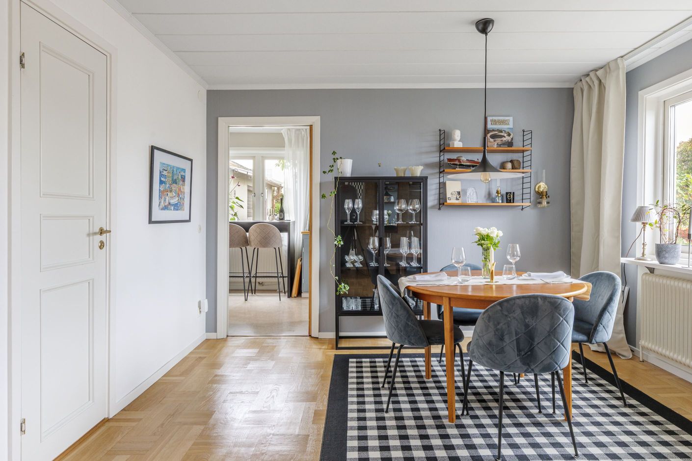 Matplats mot kök