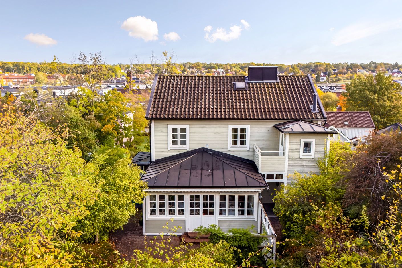 Tillbyggd del med matsal