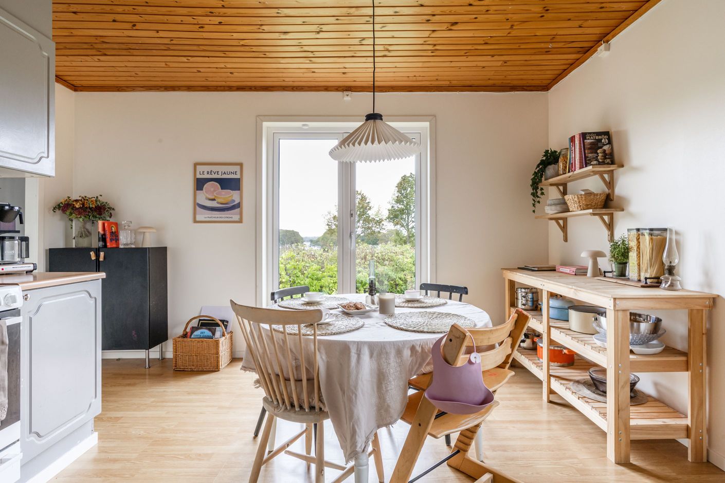 Kök med utgång till blivande altan