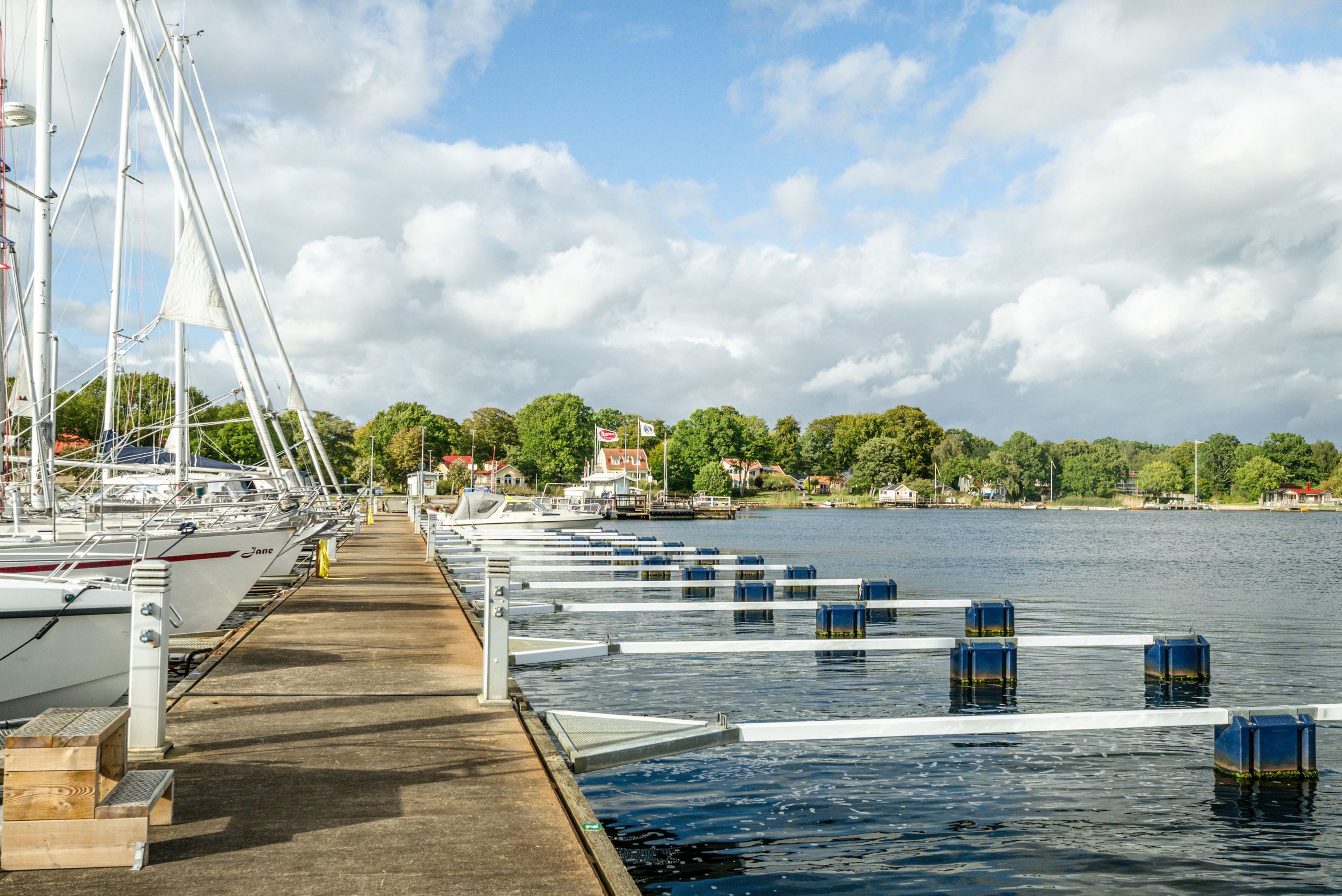 Båtplatser i området