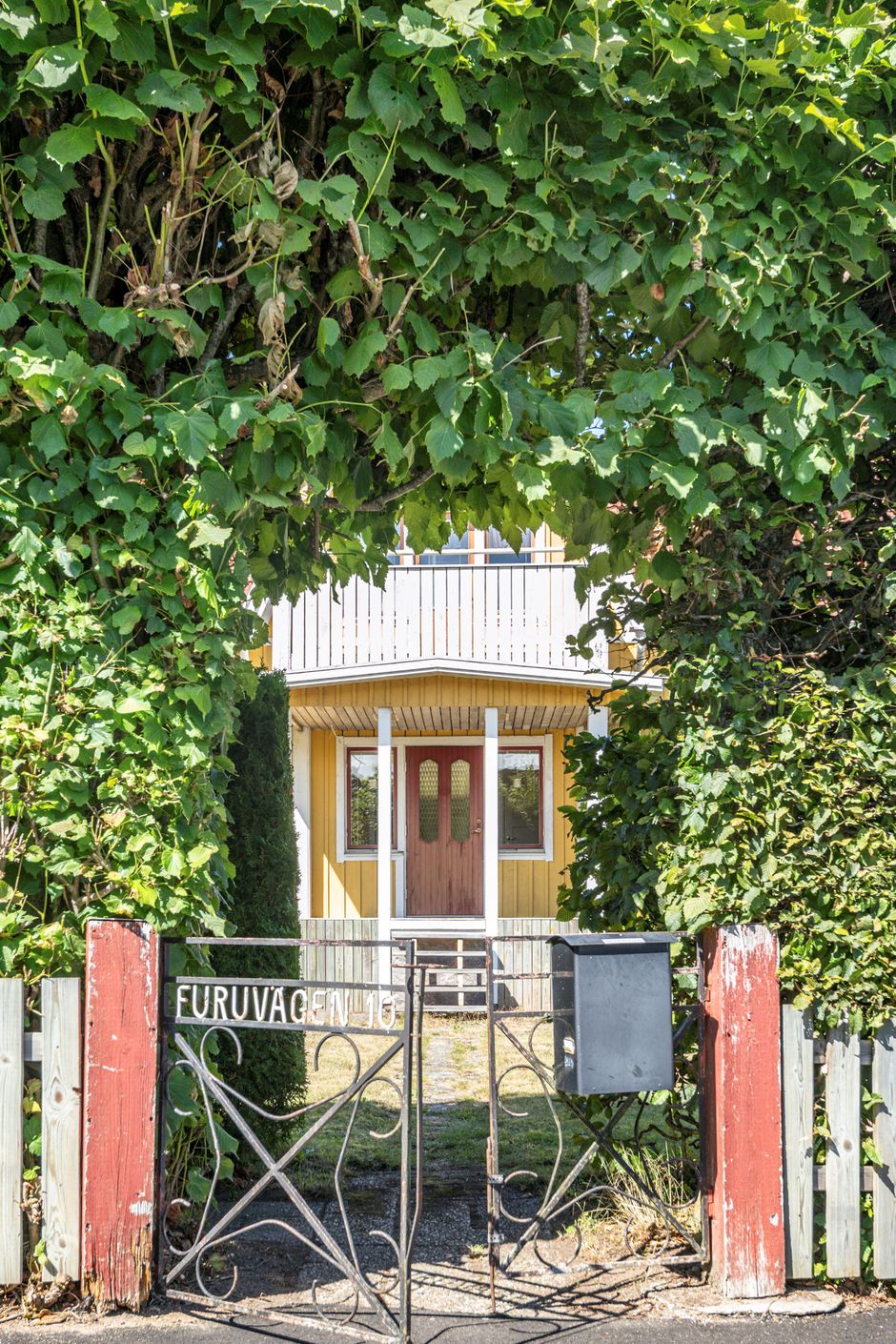 Inbjudande gång till huset