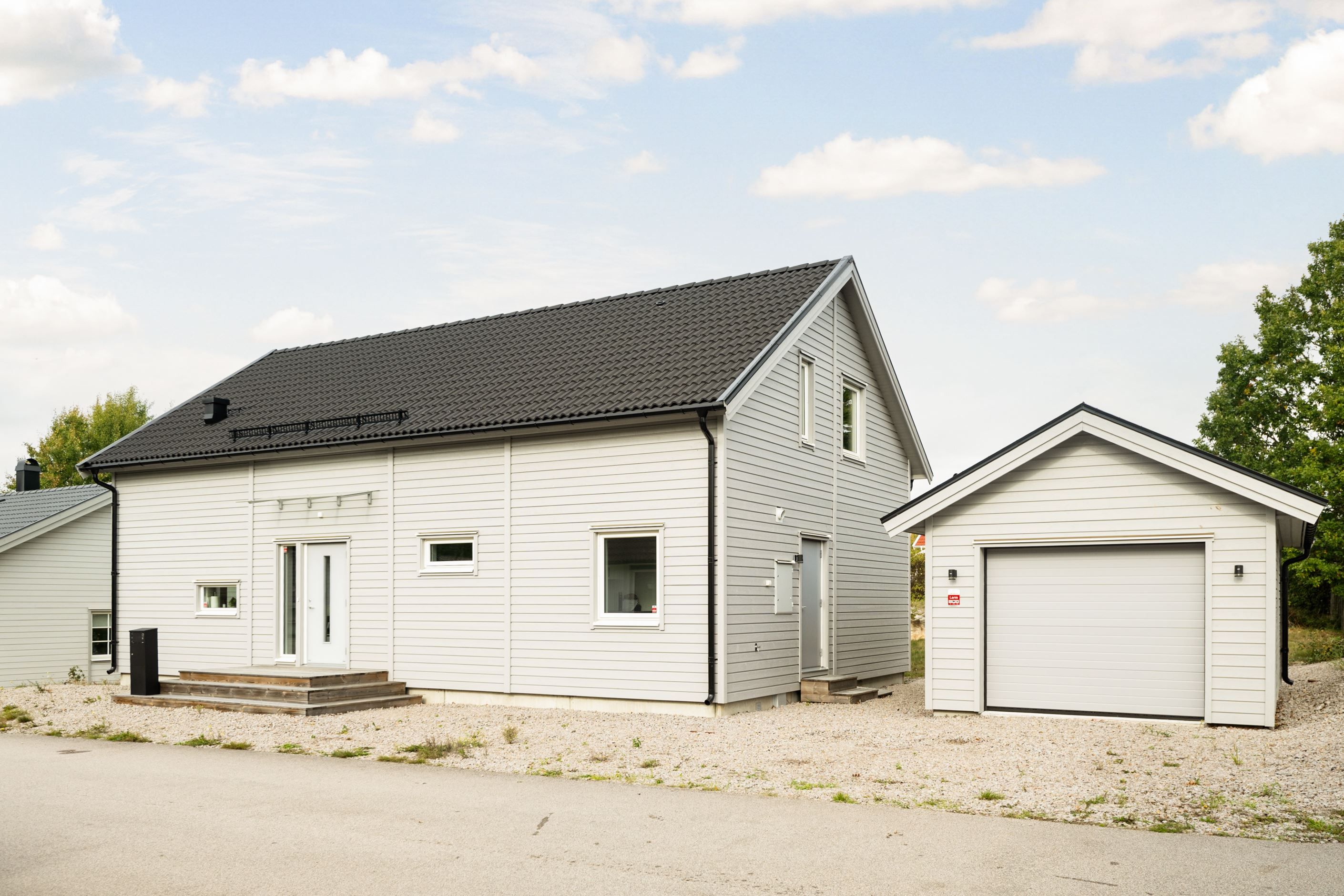 Fasad och garage
