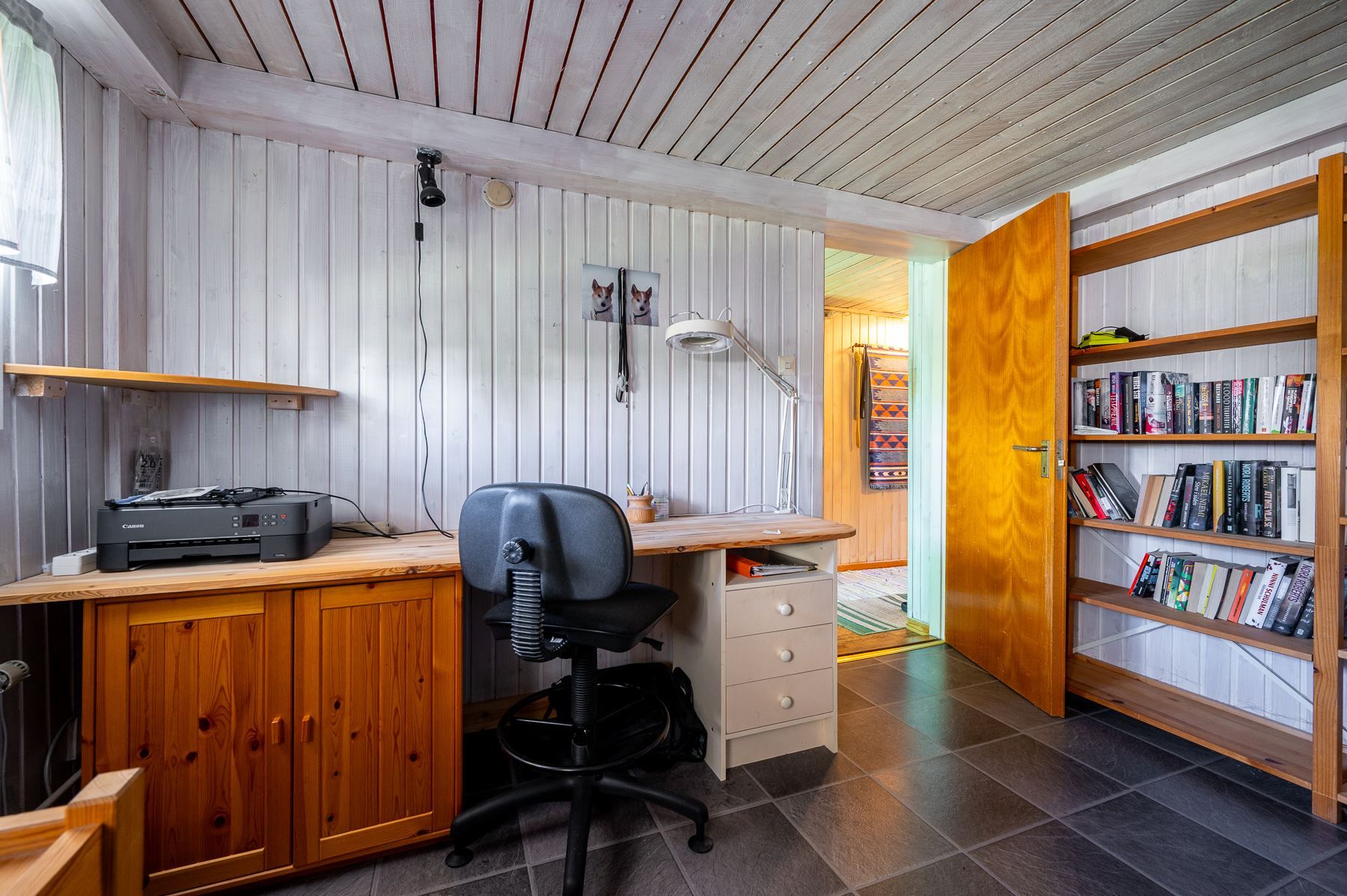 Allrum/sovrum källarplan