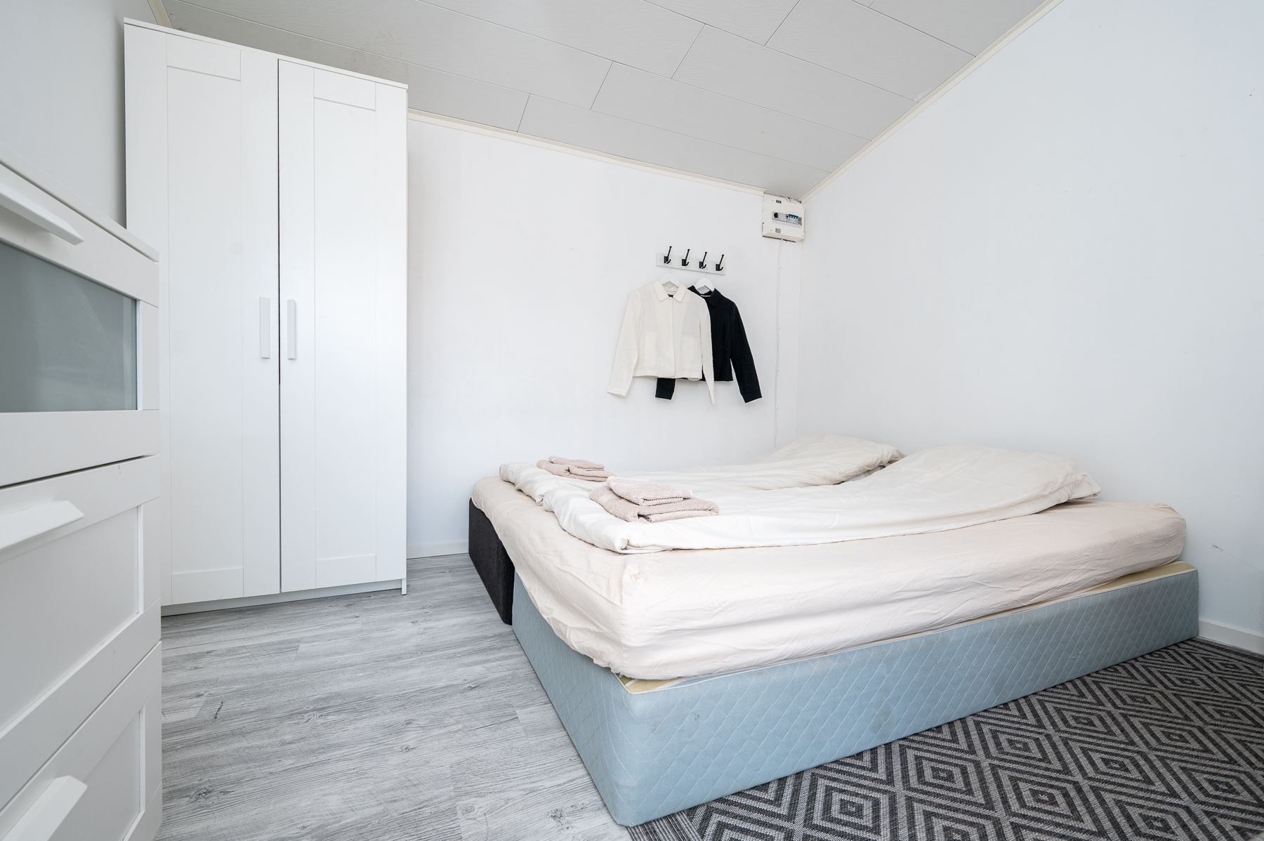 Sovrum/kontor attefallare