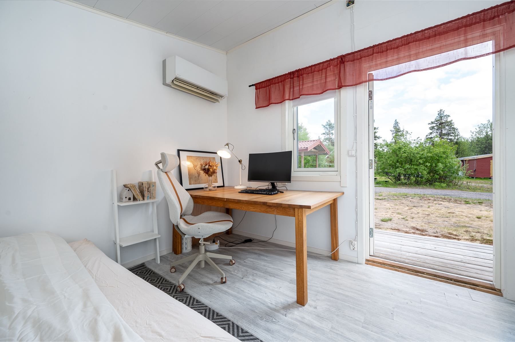 Sovrum/kontor attefallare