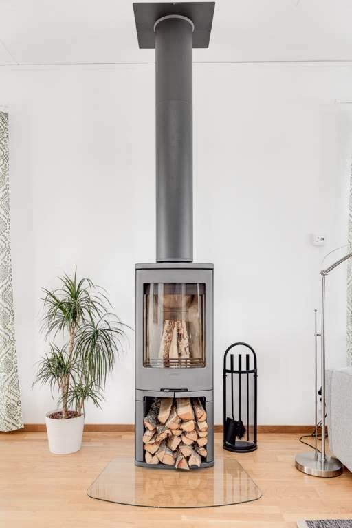 Braskamin i vardagsrum