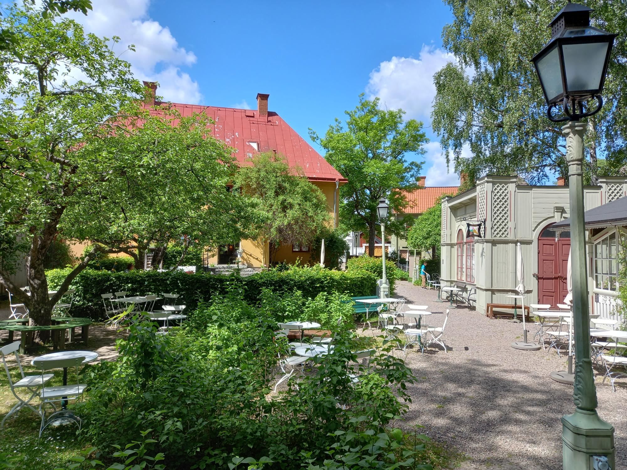 Gamla Linköping ett stenkast bort