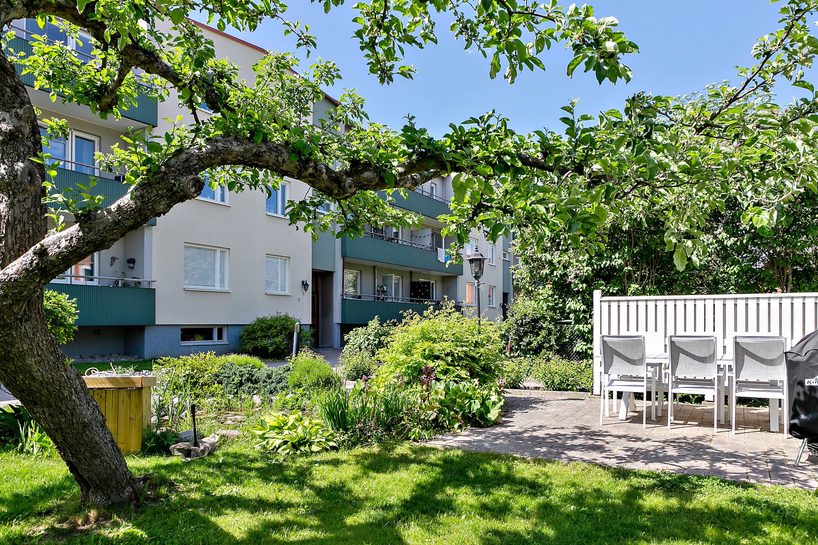 Brf Fikonträdet gård Skolgatan 7