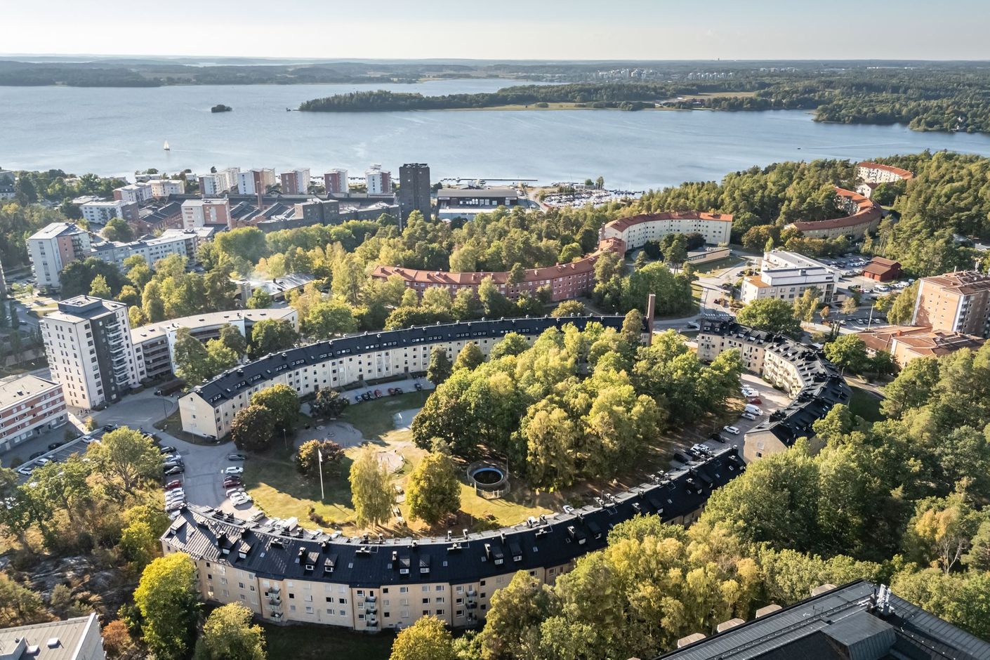 Brf Rondellen och dess Mälarnära läge!