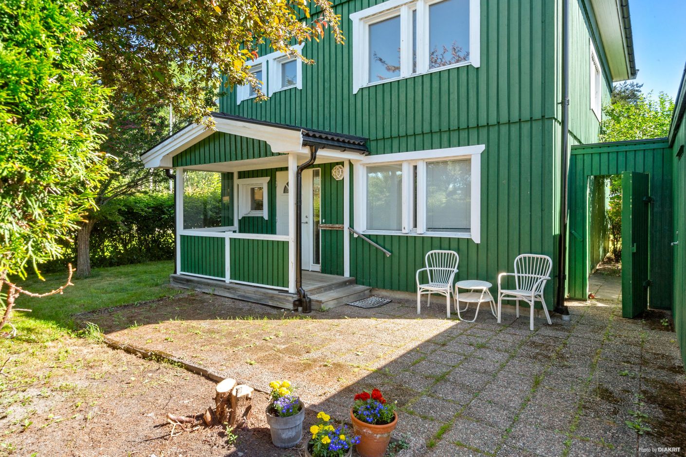 Fasadbild från entrésidan