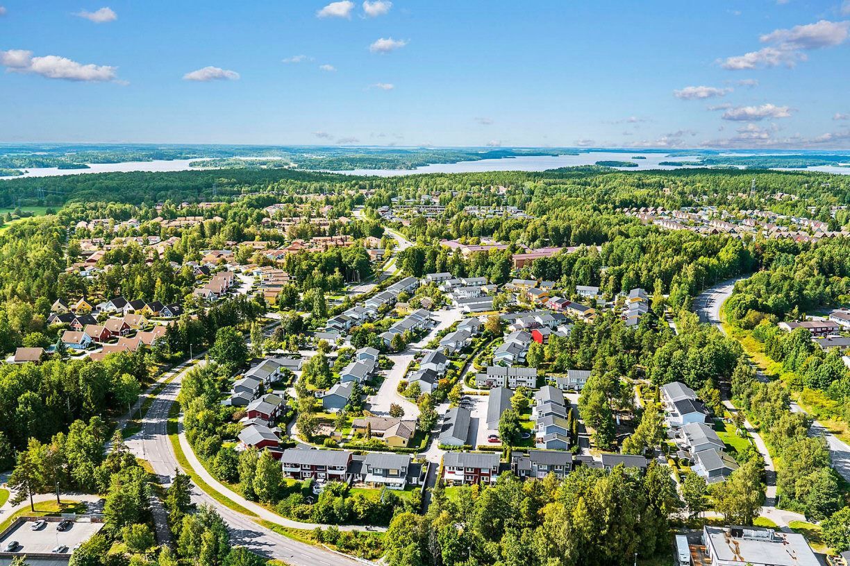 Viksjö, Valnötsvägen, Jordgubbsgränd