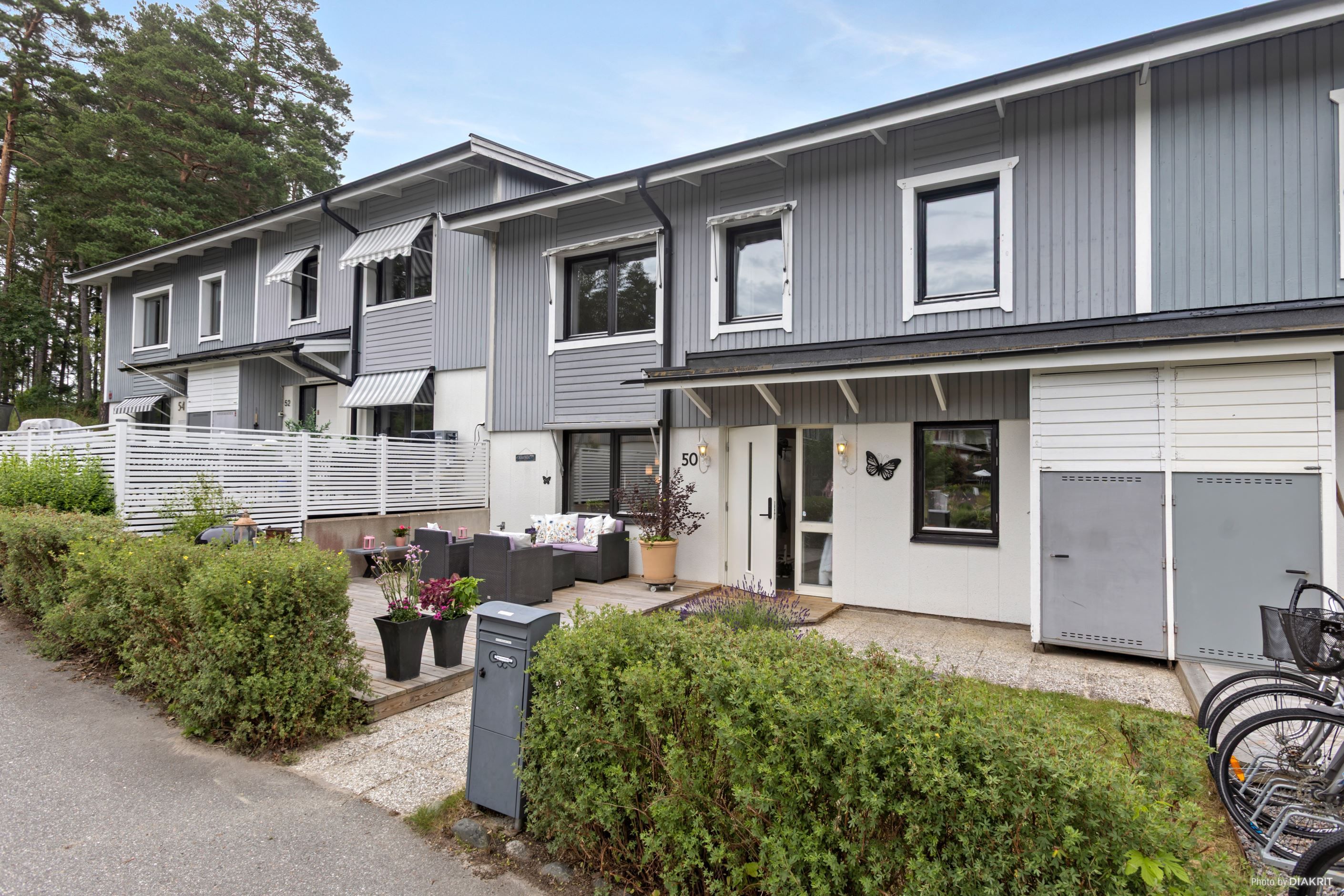 Fasadbild från entrésidan