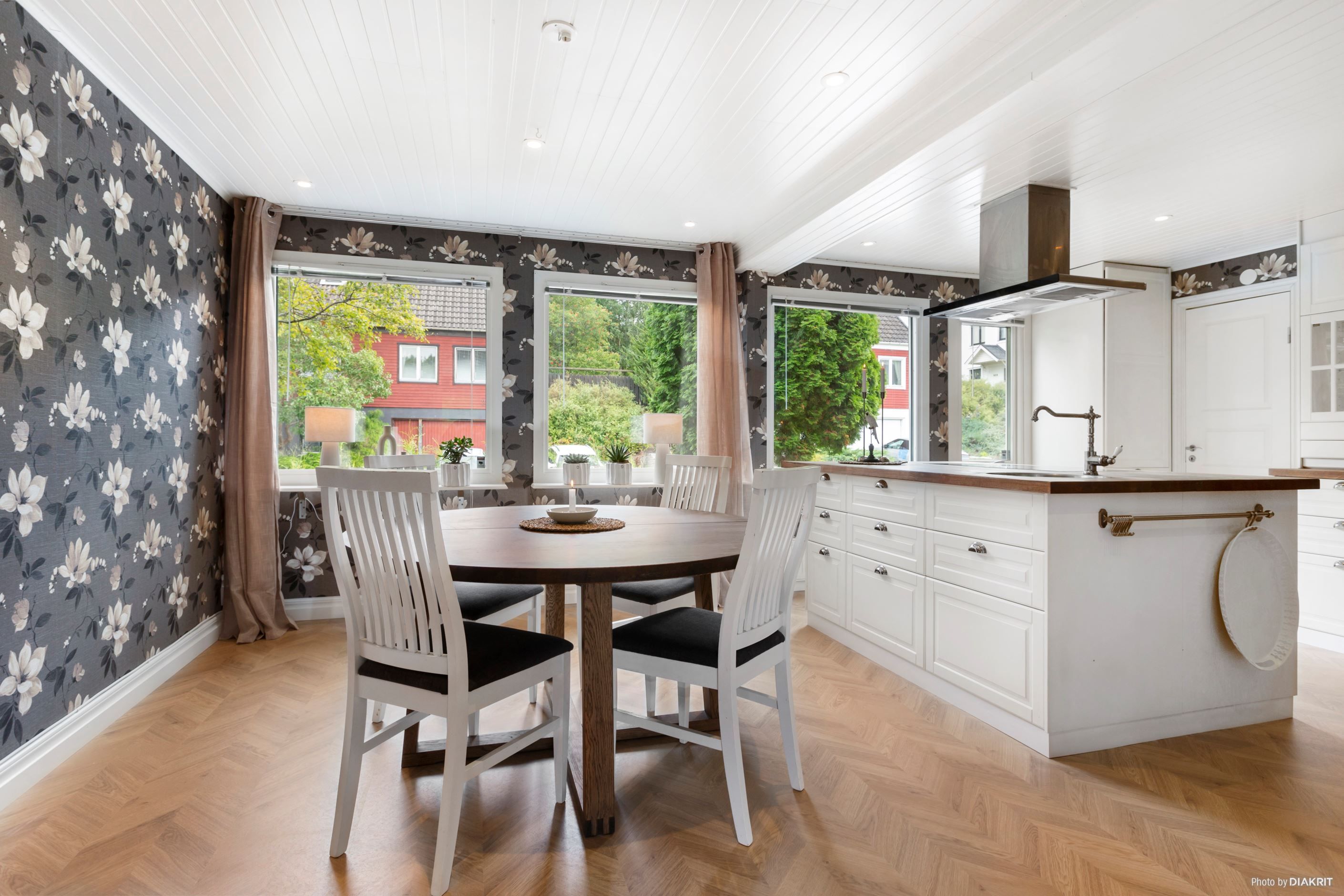 Kök med matplats