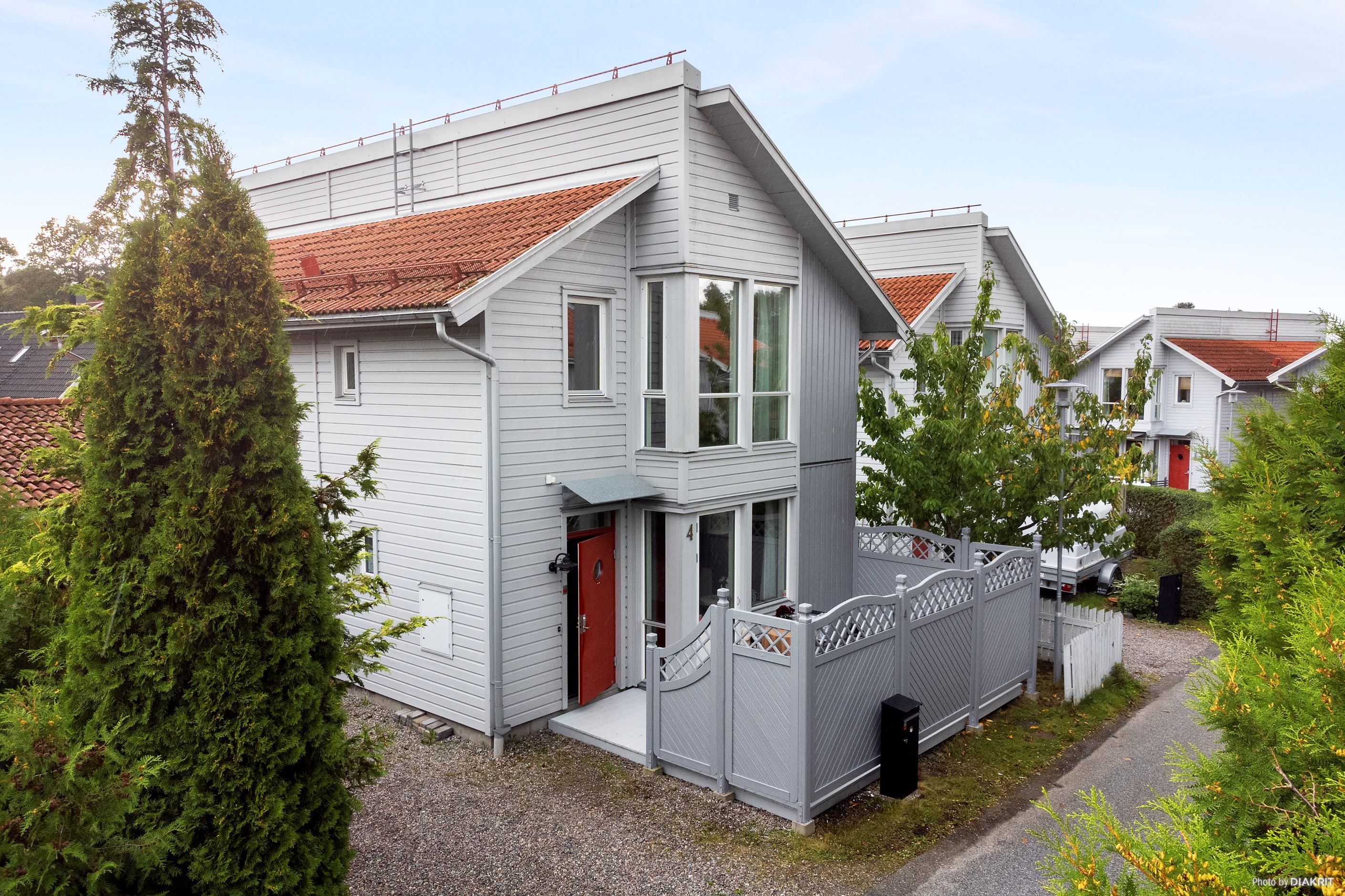 Fasadbild från entrésidan