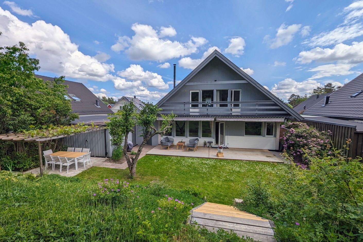 Fasadbild från baksidan av huset