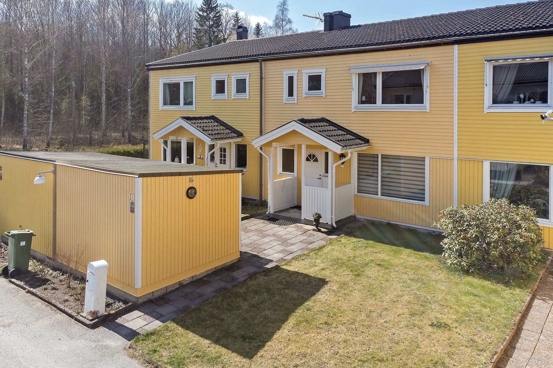 Fasadbild från entrésidan