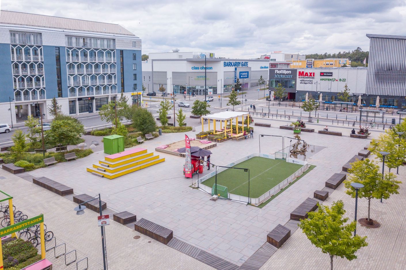 Stora torget i Barkarbystaden