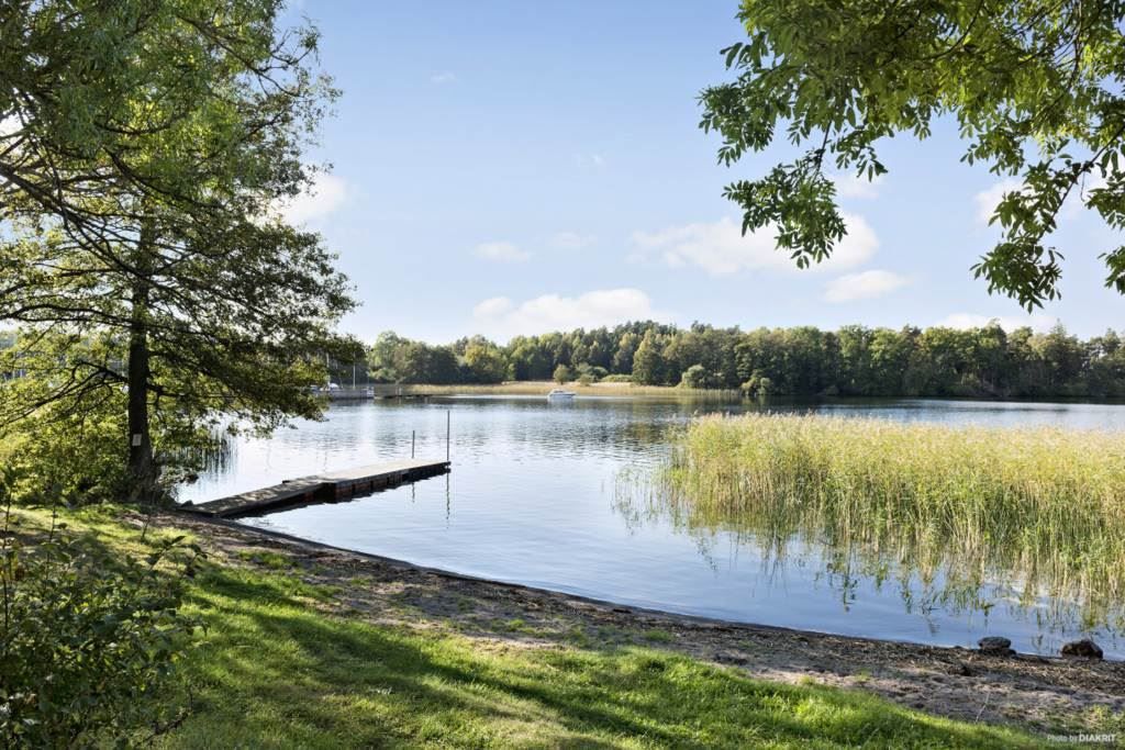 Lågupplöst Badstrand vid Baset
