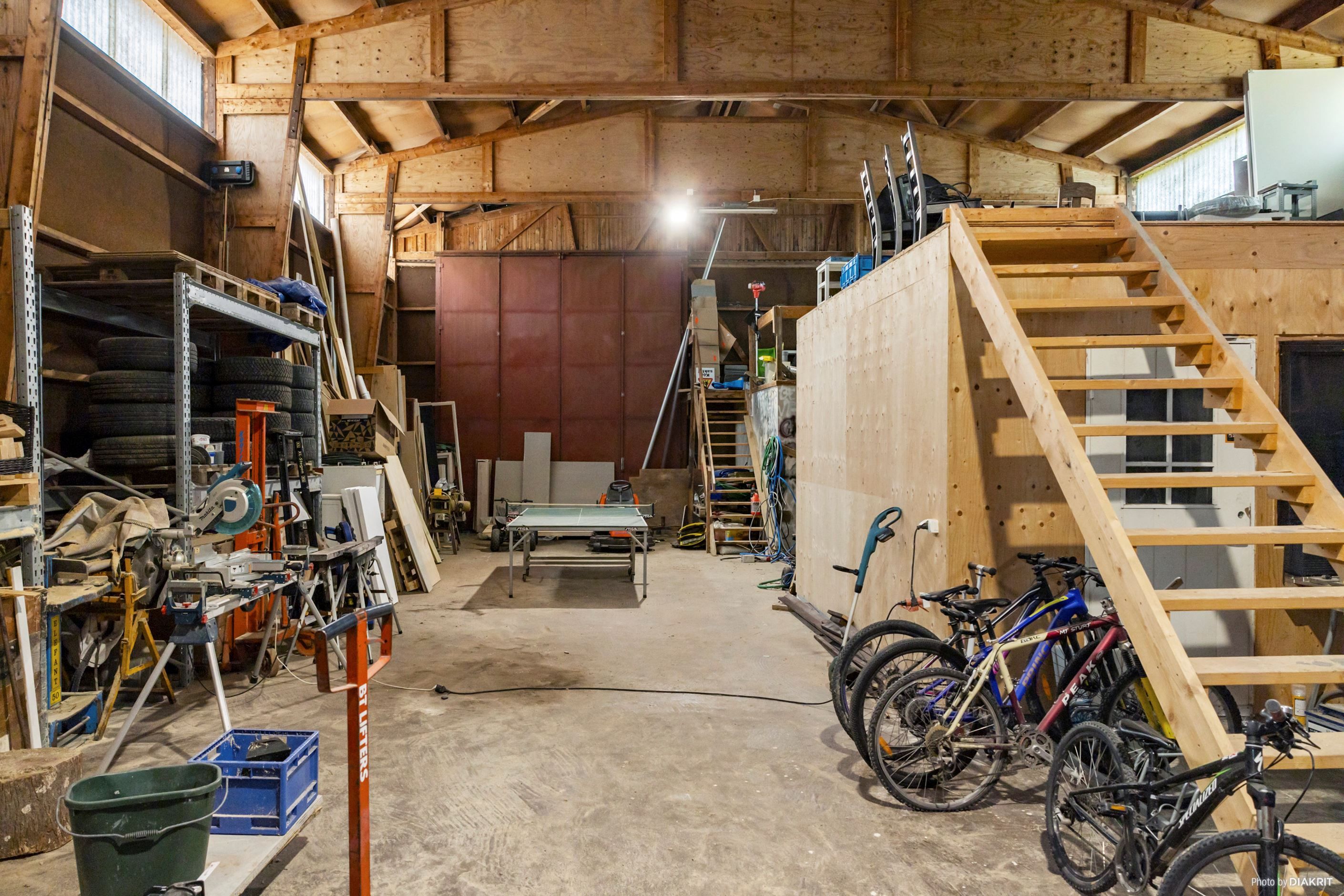 Garage