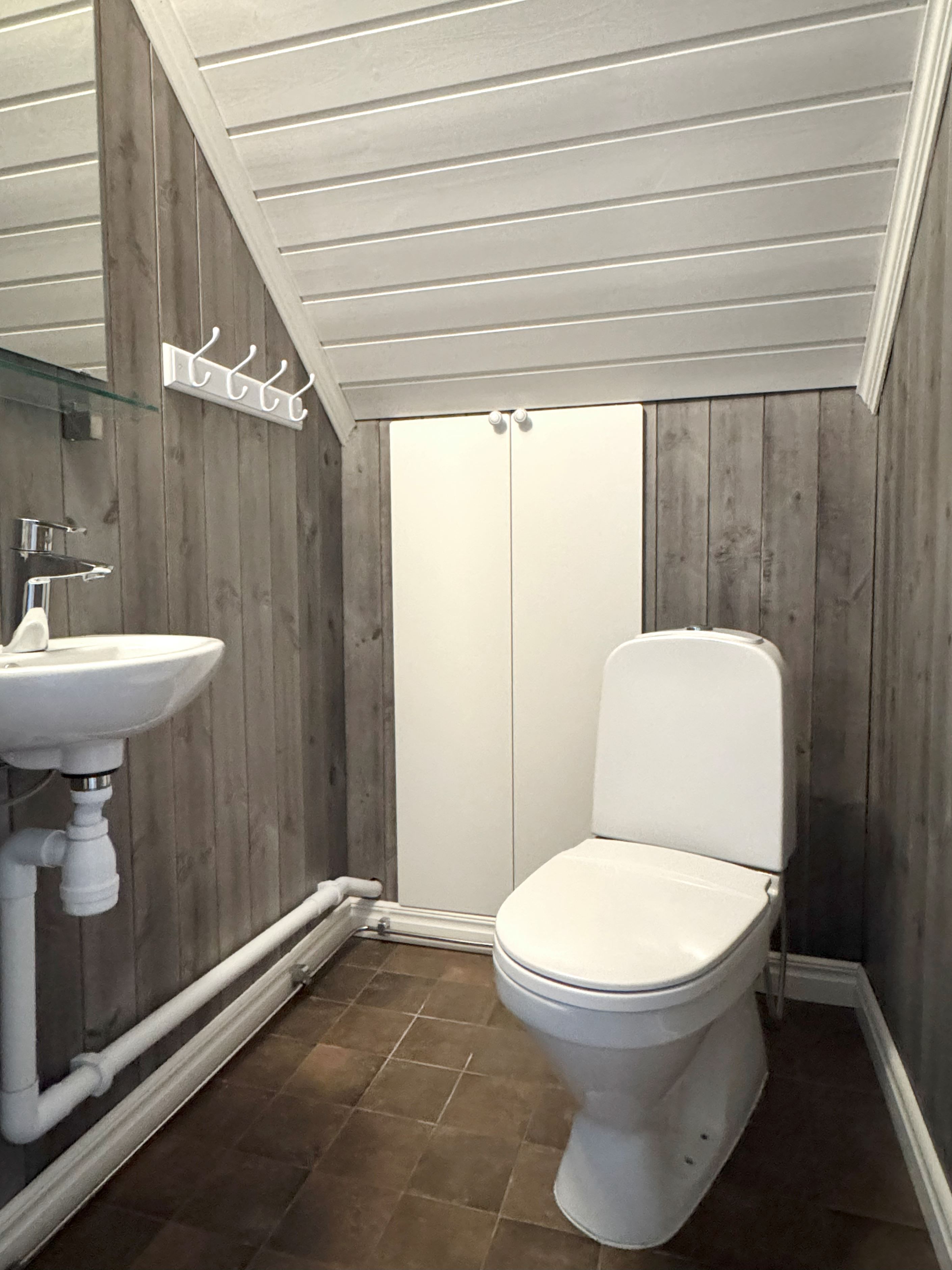 Toalett suterrängplan