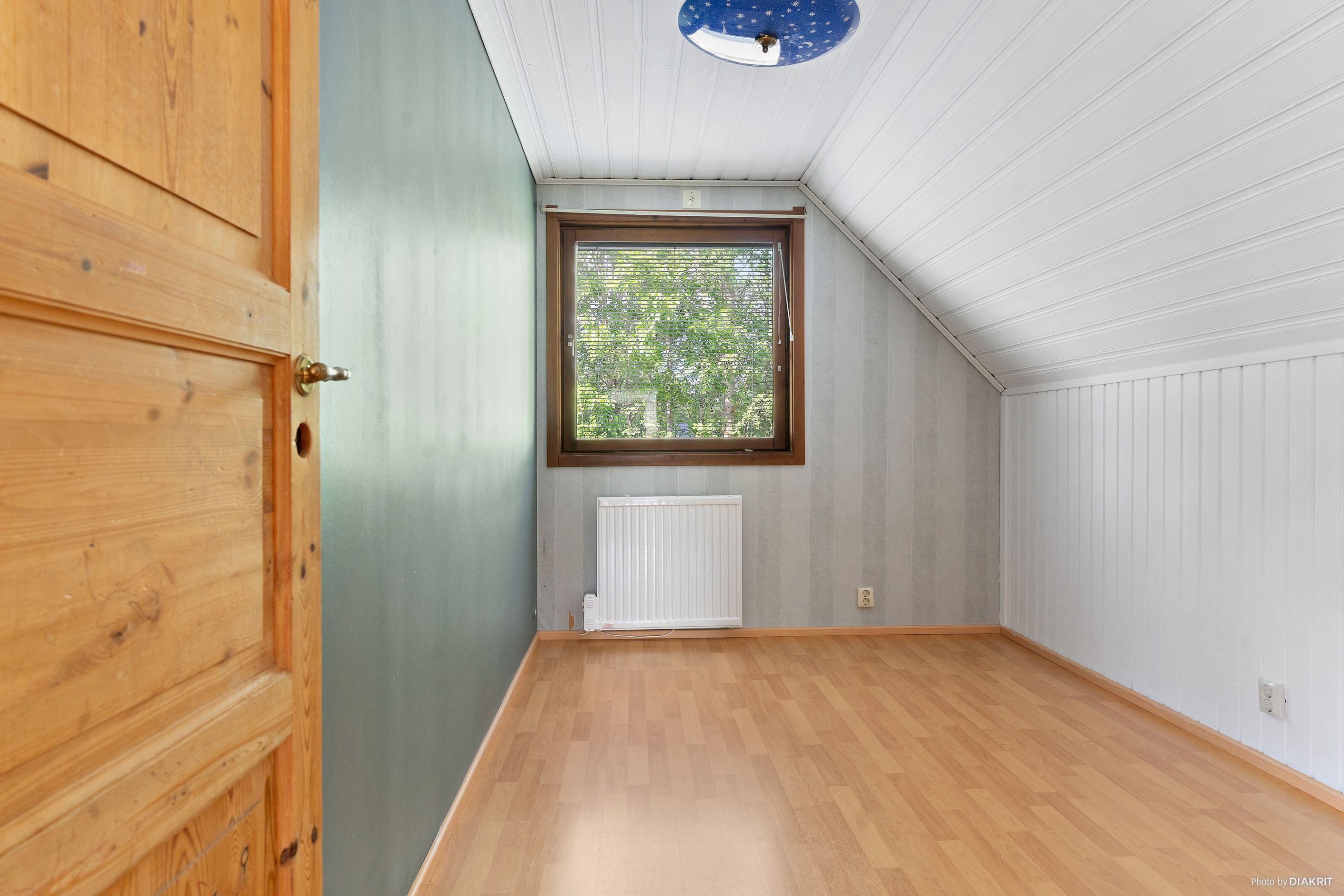 Sovrum 3 på övreplan