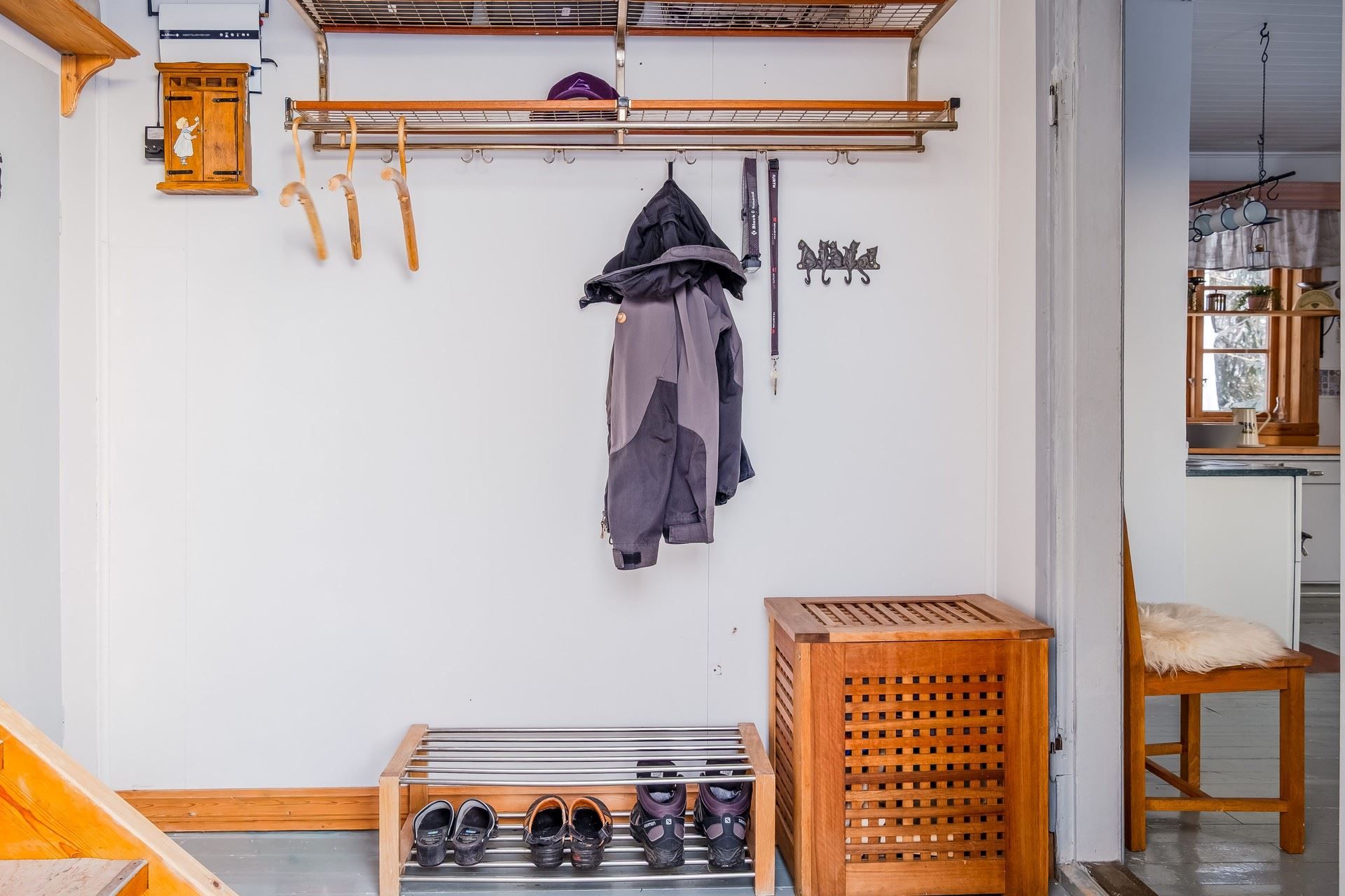 Hall med plats för avhängning