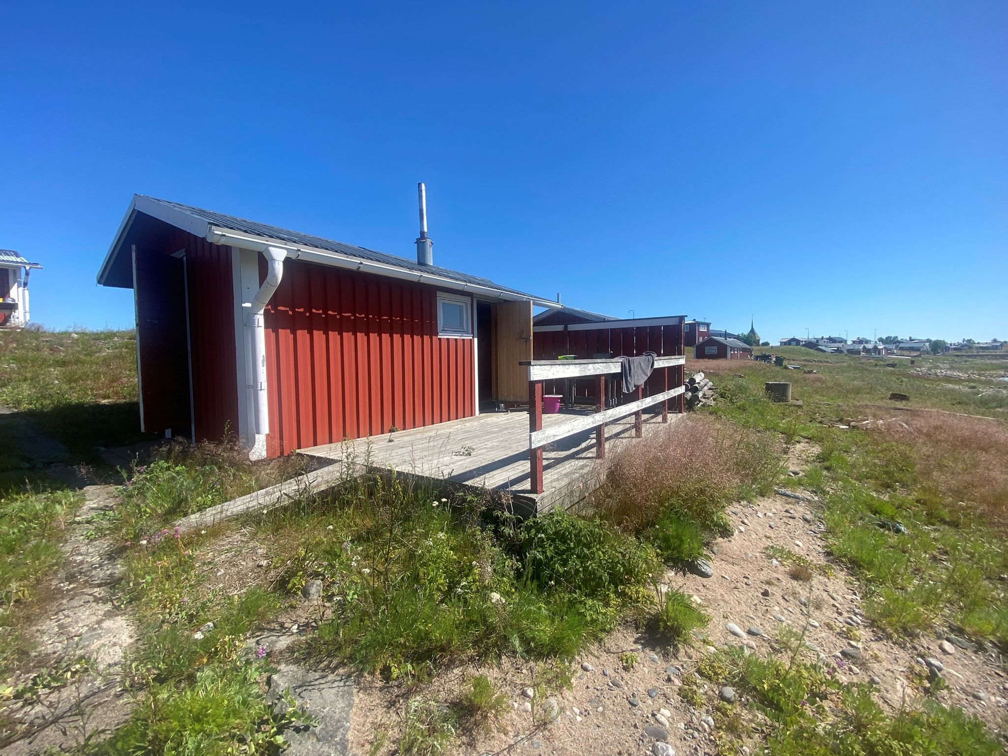 Förrådsbyggnad med bastu och tvättrum (säljarens privata bild)