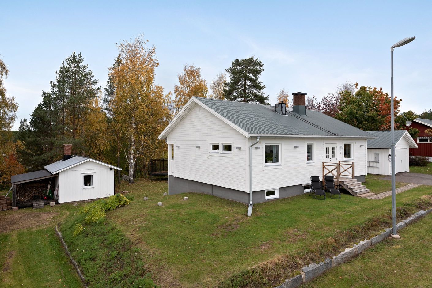 Bagarstuga, boningshus och garage