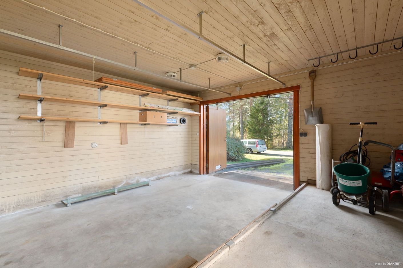 Garage