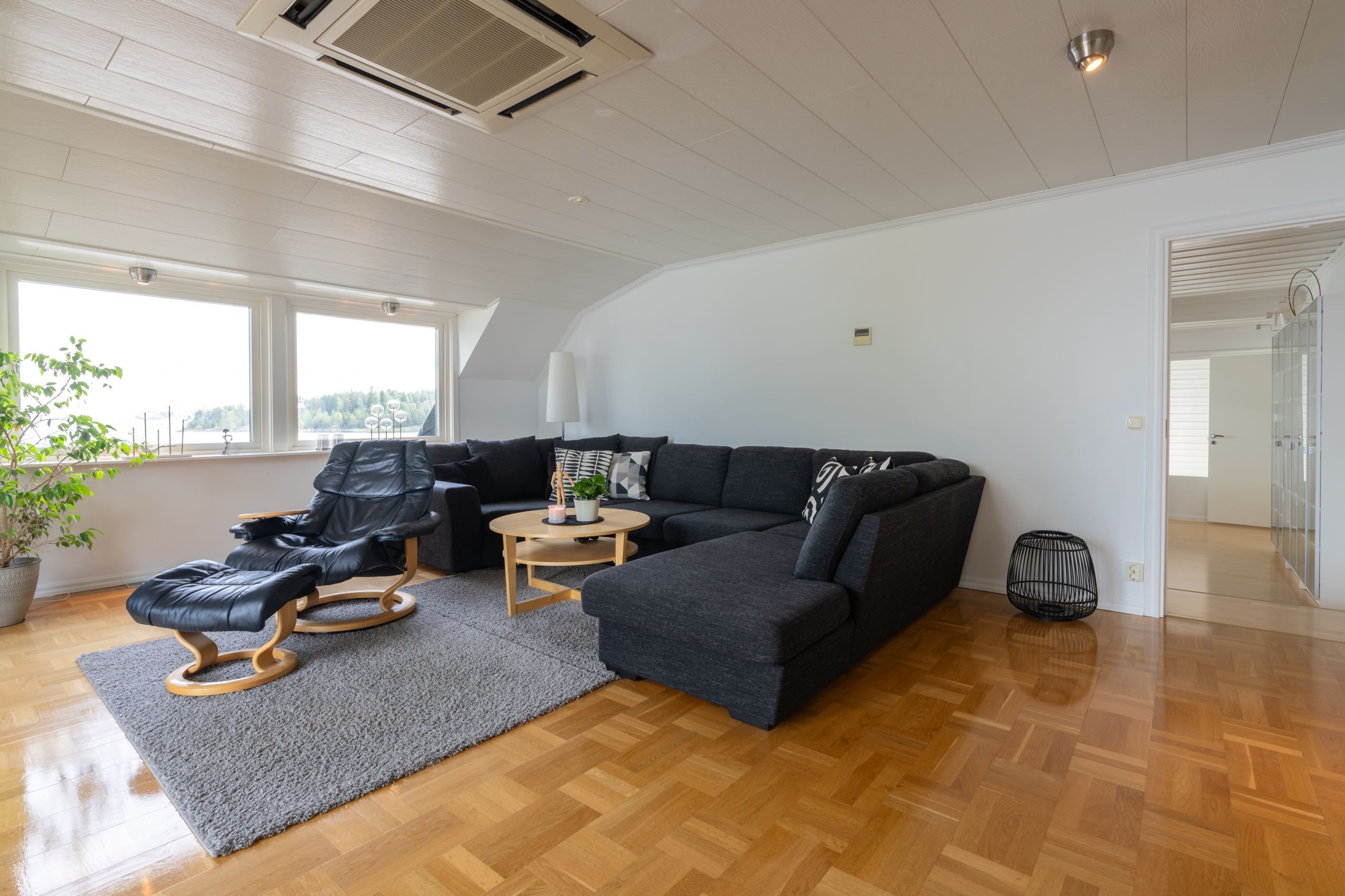 Allrum på övre plan