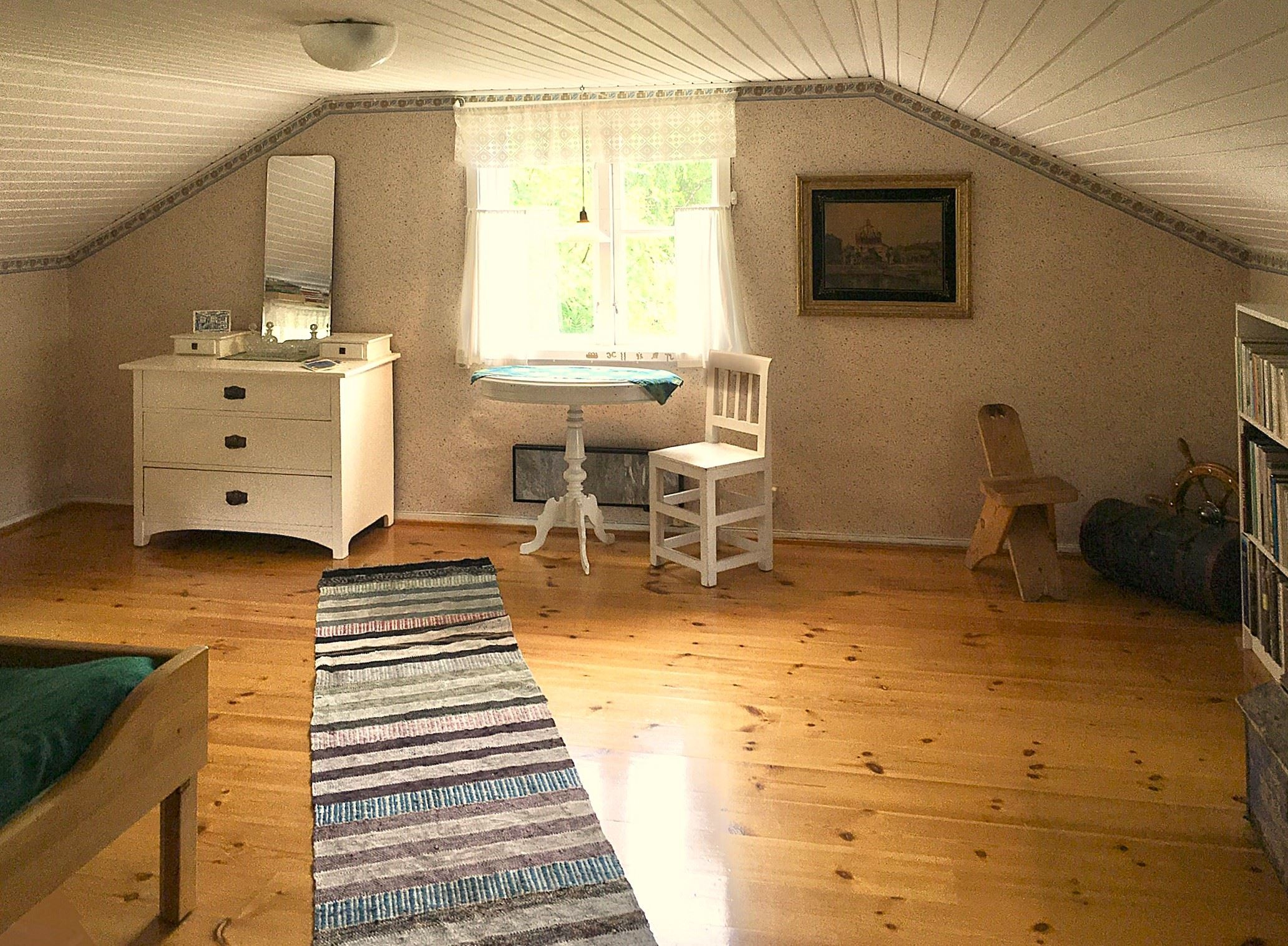 Sovrum 1 på övervåning