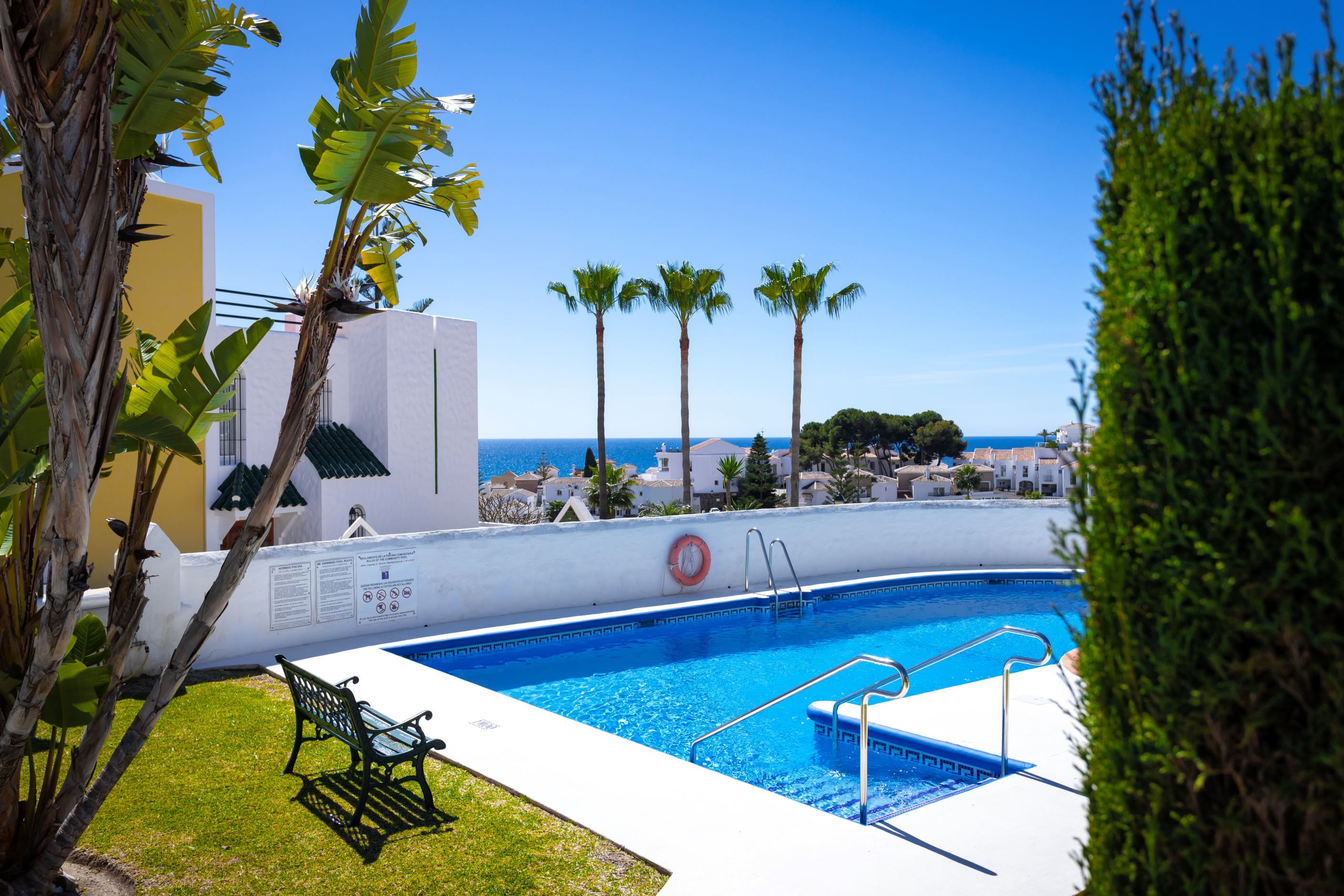 Community pool